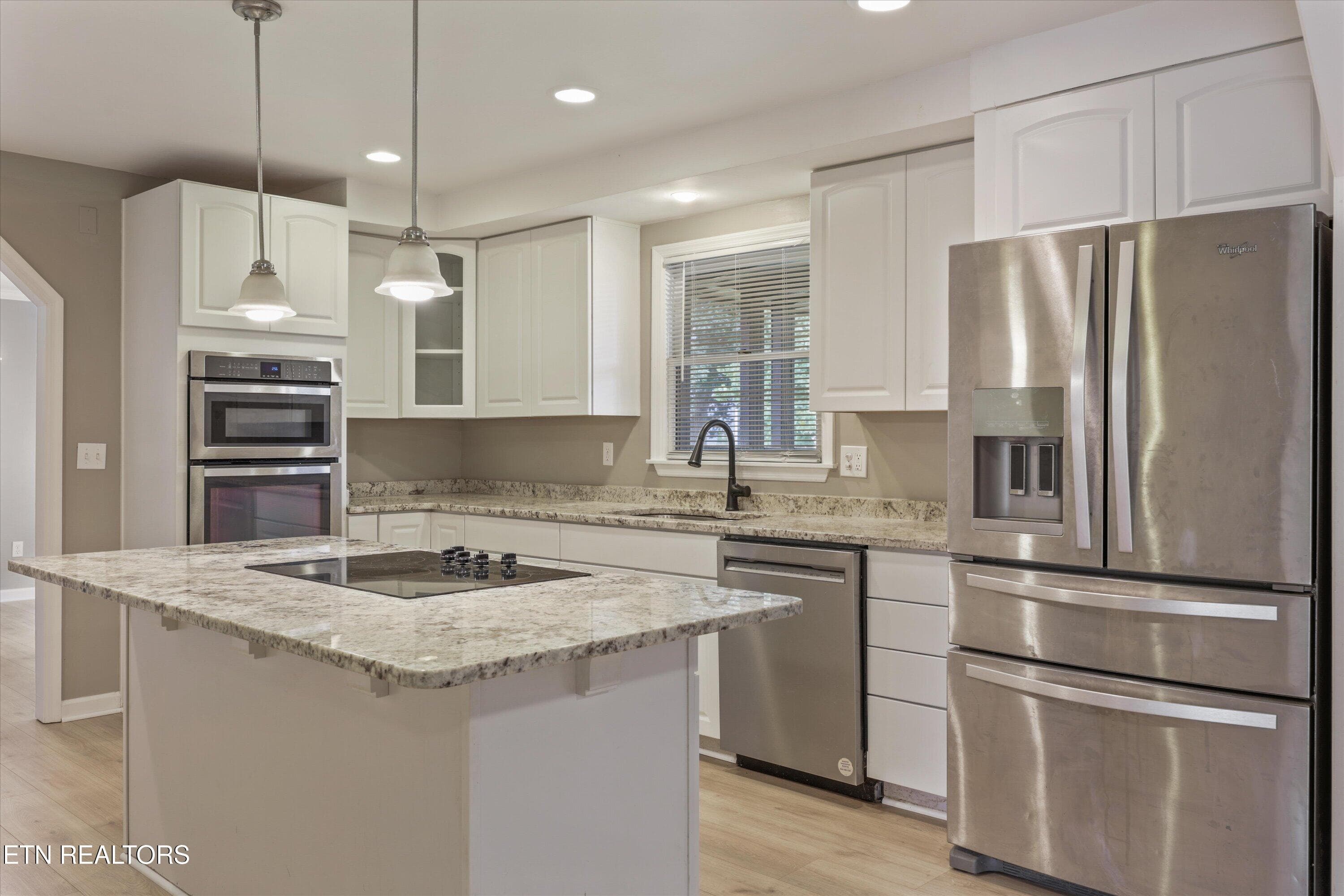 Kitchen - 604 Laurel Valley Rd, Knoxville, TN 37934, Knoxville