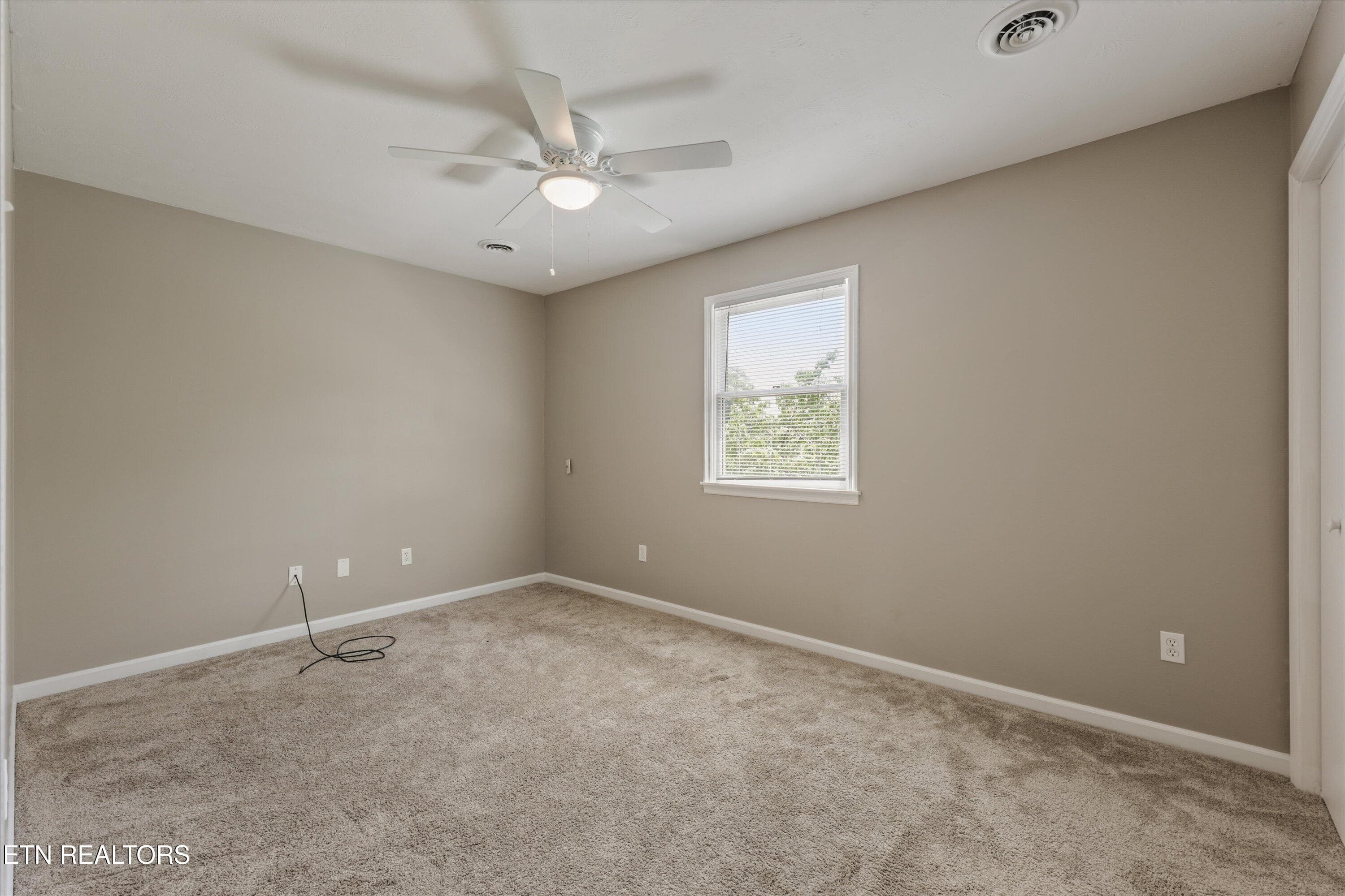 Bedroom 2 - 604 Laurel Valley Rd, Knoxville, TN 37934, Knoxville