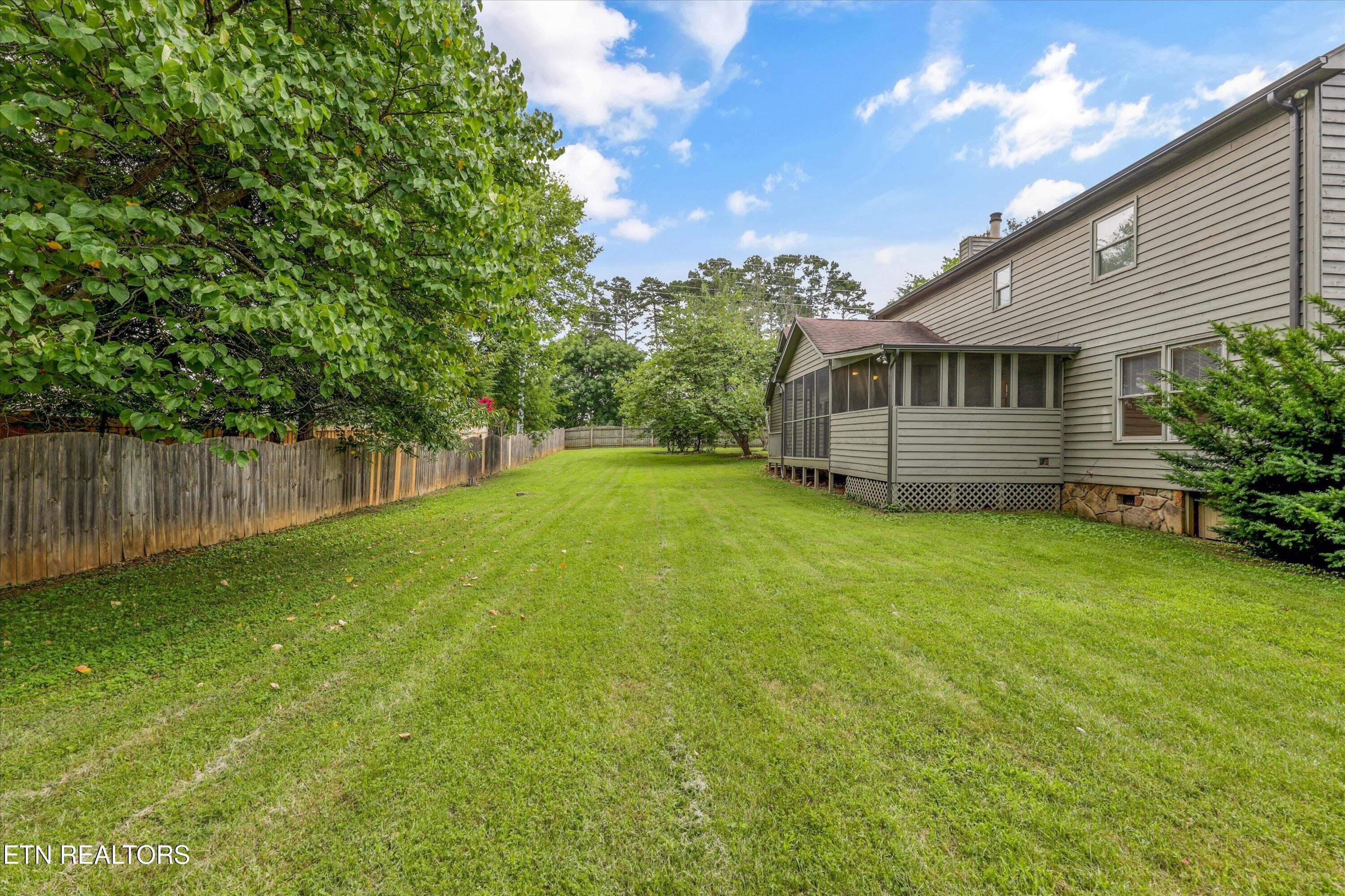 Back Yard - 604 Laurel Valley Rd, Knoxville, TN 37934, Knoxville