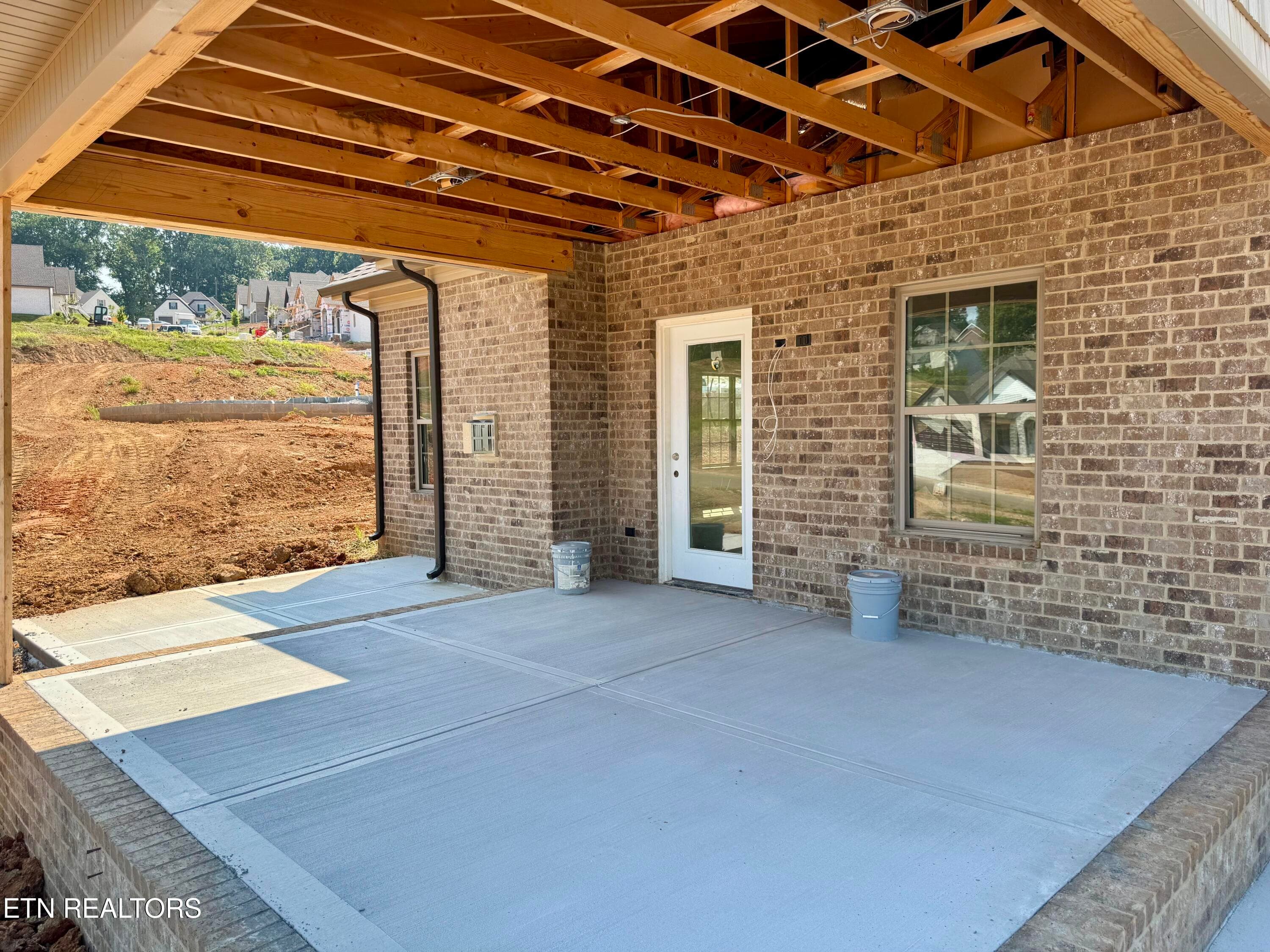 Covered Patio - 9975 Rio Bravo Lane, Knoxville, TN 37922, Knoxville