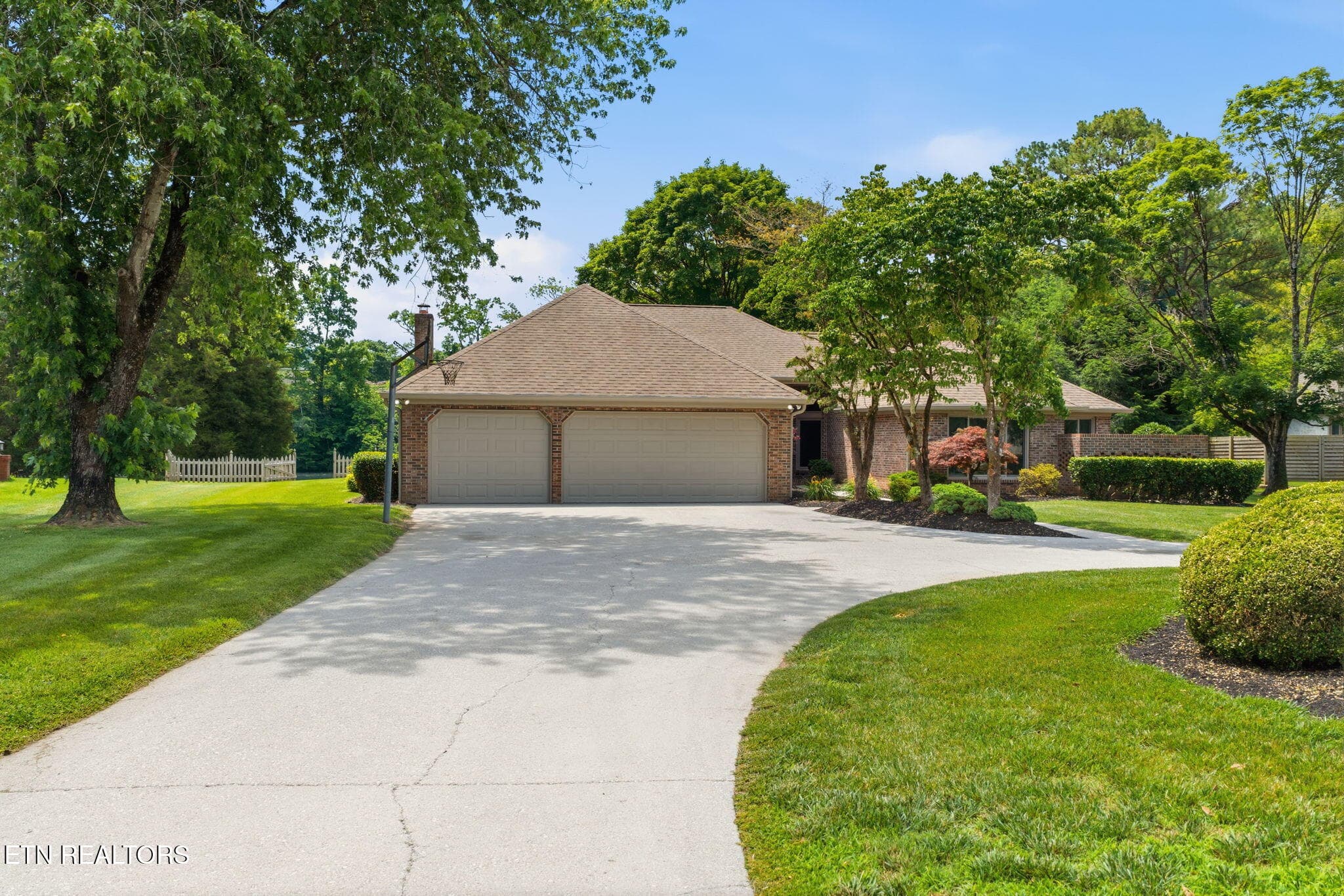 54-web-or-mls-DJI_20260605122136_0994_D - 452 Mariner Point Drive, Clinton, TN 37716
