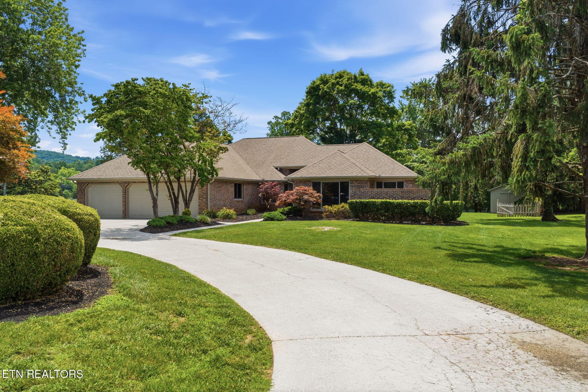 55-web-or-mls-DJI_20260605122201_0999_D - 452 Mariner Point Drive, Clinton, TN 37716