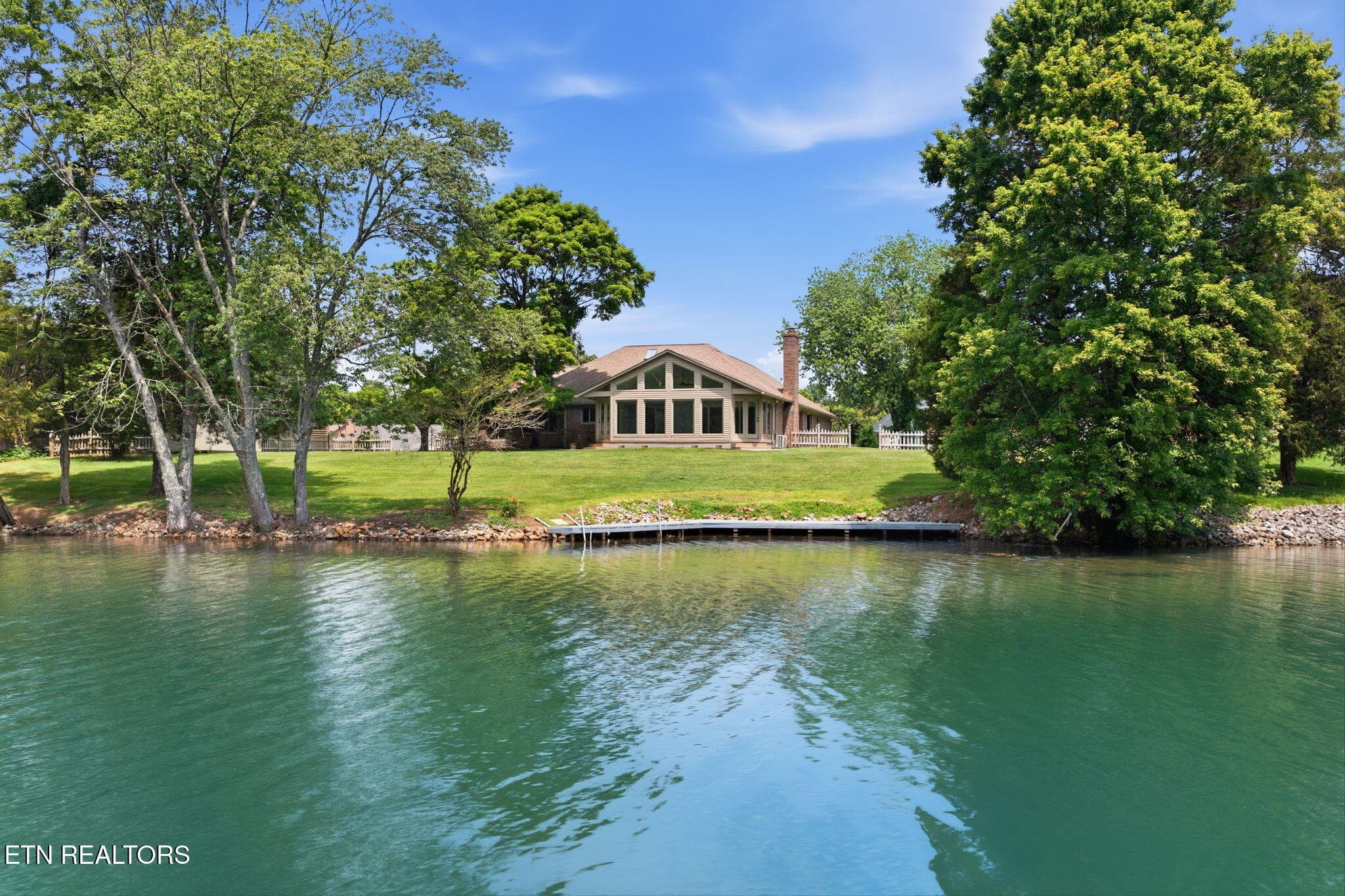 57-web-or-mls-DJI_20260605122536_0014_D - 452 Mariner Point Drive, Clinton, TN 37716