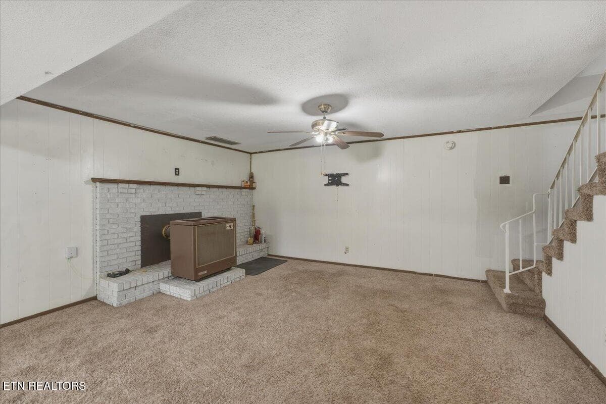 26-Rec Room - 5731 Wooded Acres Drive, Knoxville, TN 37921, Knoxville