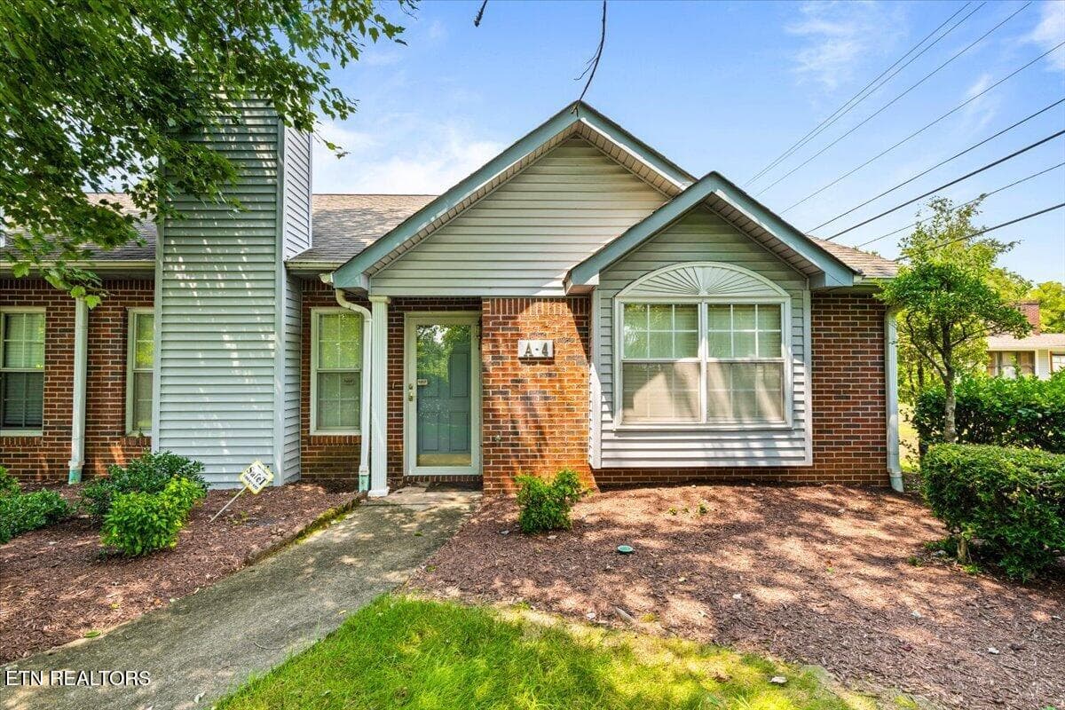 805 Cedar Lane A4, Knoxville, TN 37912