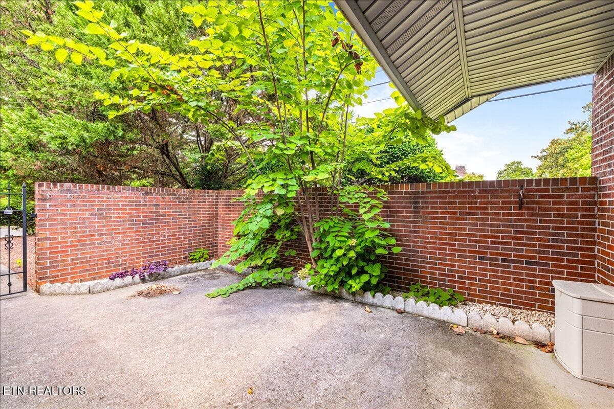 45-805 Cedar Ln - 805 Cedar Lane A4, Knoxville, TN 37912, Knoxville