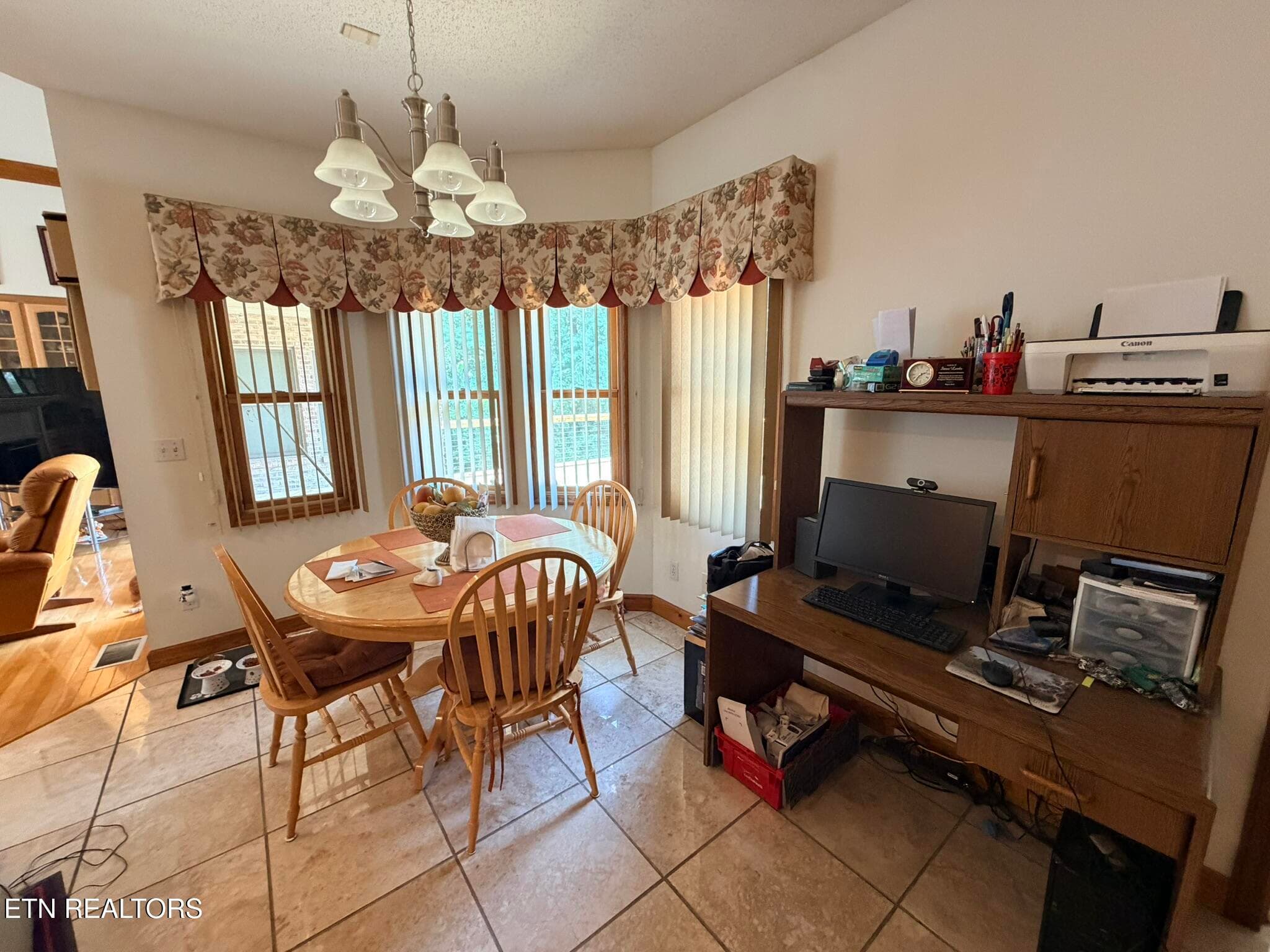 IMG_9005 - 201 N Baker St, Oneida, TN 37841, Oneida