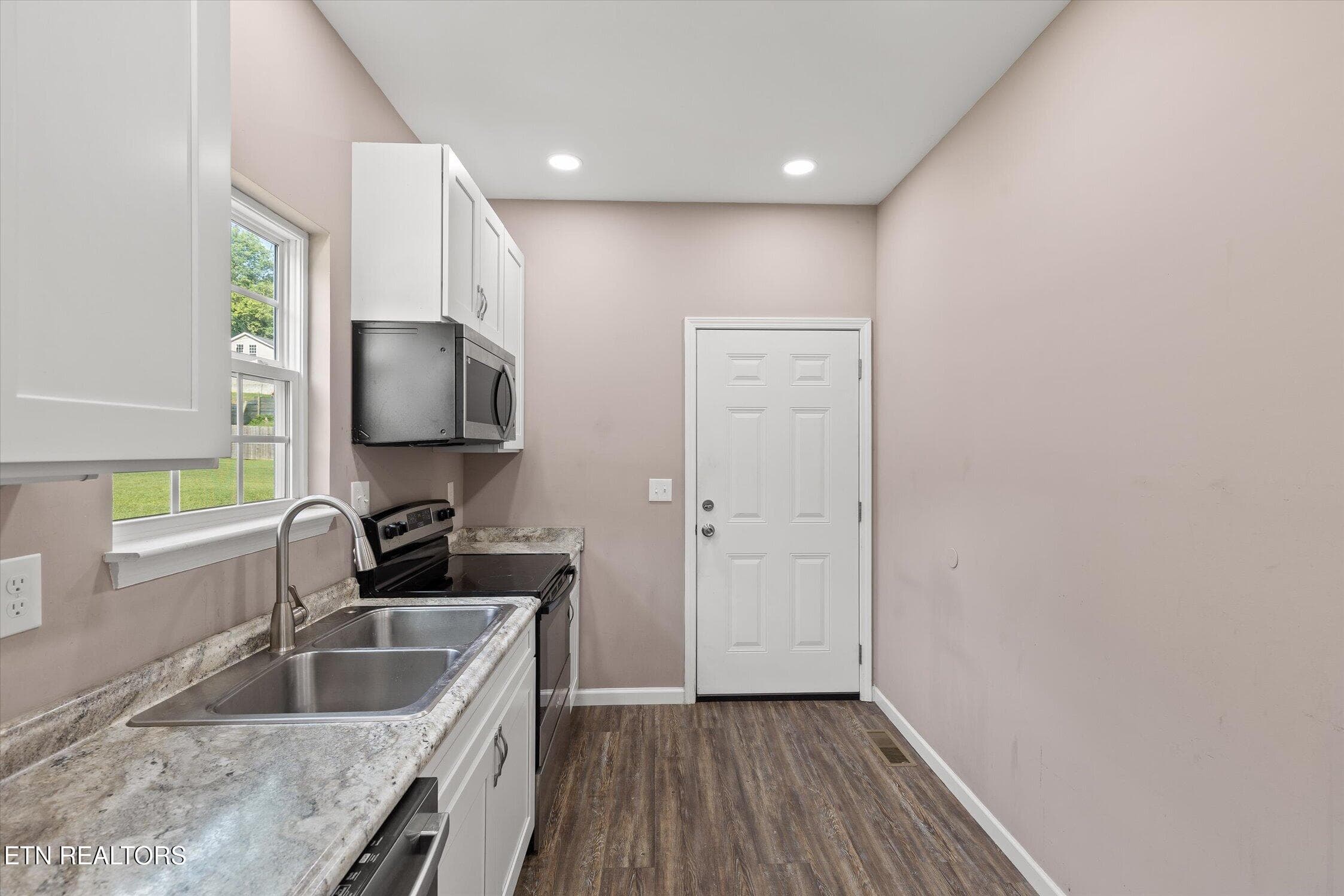 18-3915 Meadow-9 - 3915 Meadow Lane, Chattanooga, TN 37406, Chattanooga
