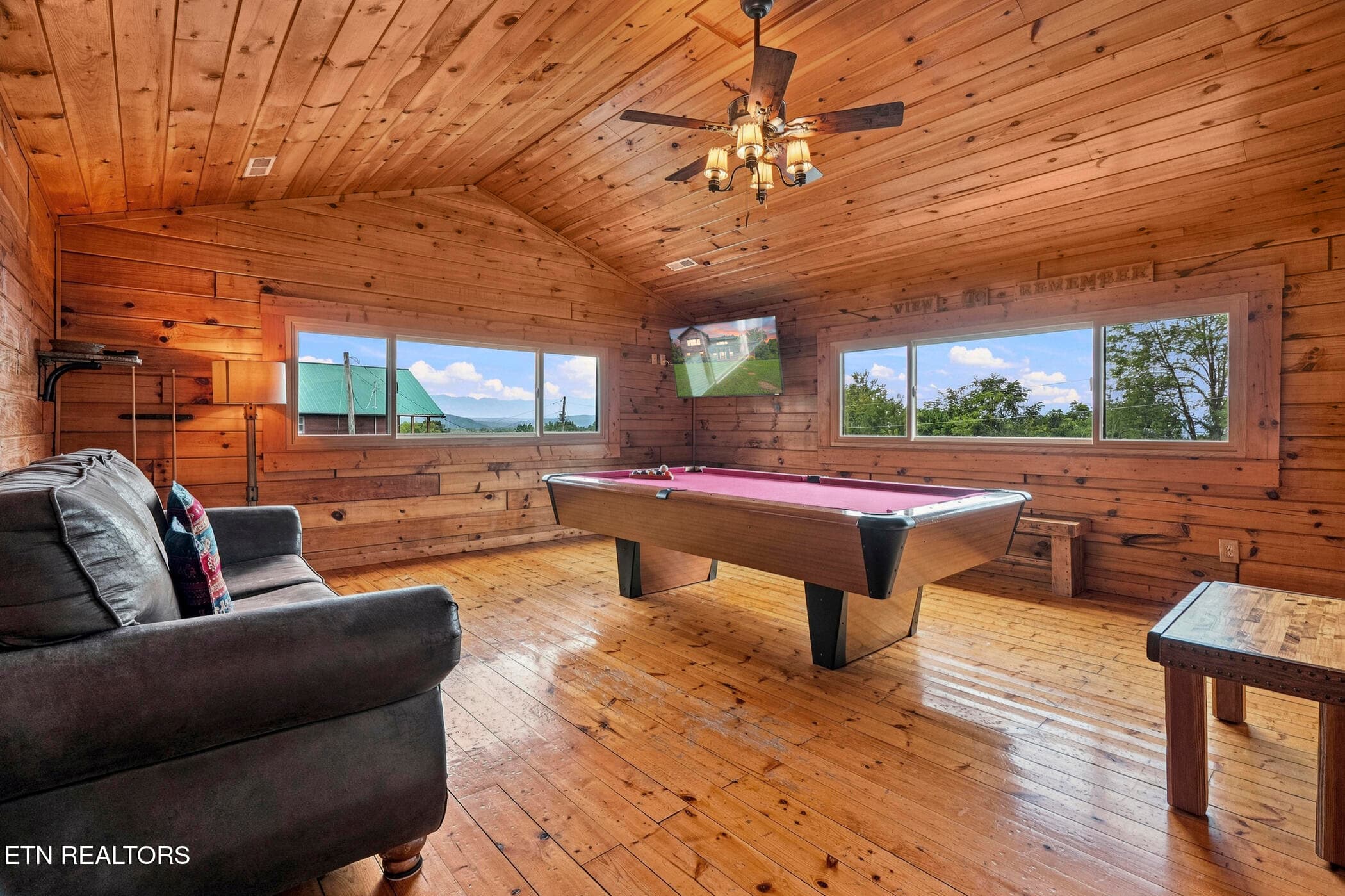 dsc04481 - 2043 Oakmont Drive, Sevierville, TN 37876