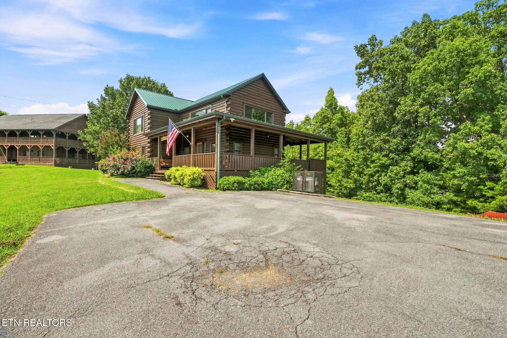 dsc04566 - 2043 Oakmont Drive, Sevierville, TN 37876