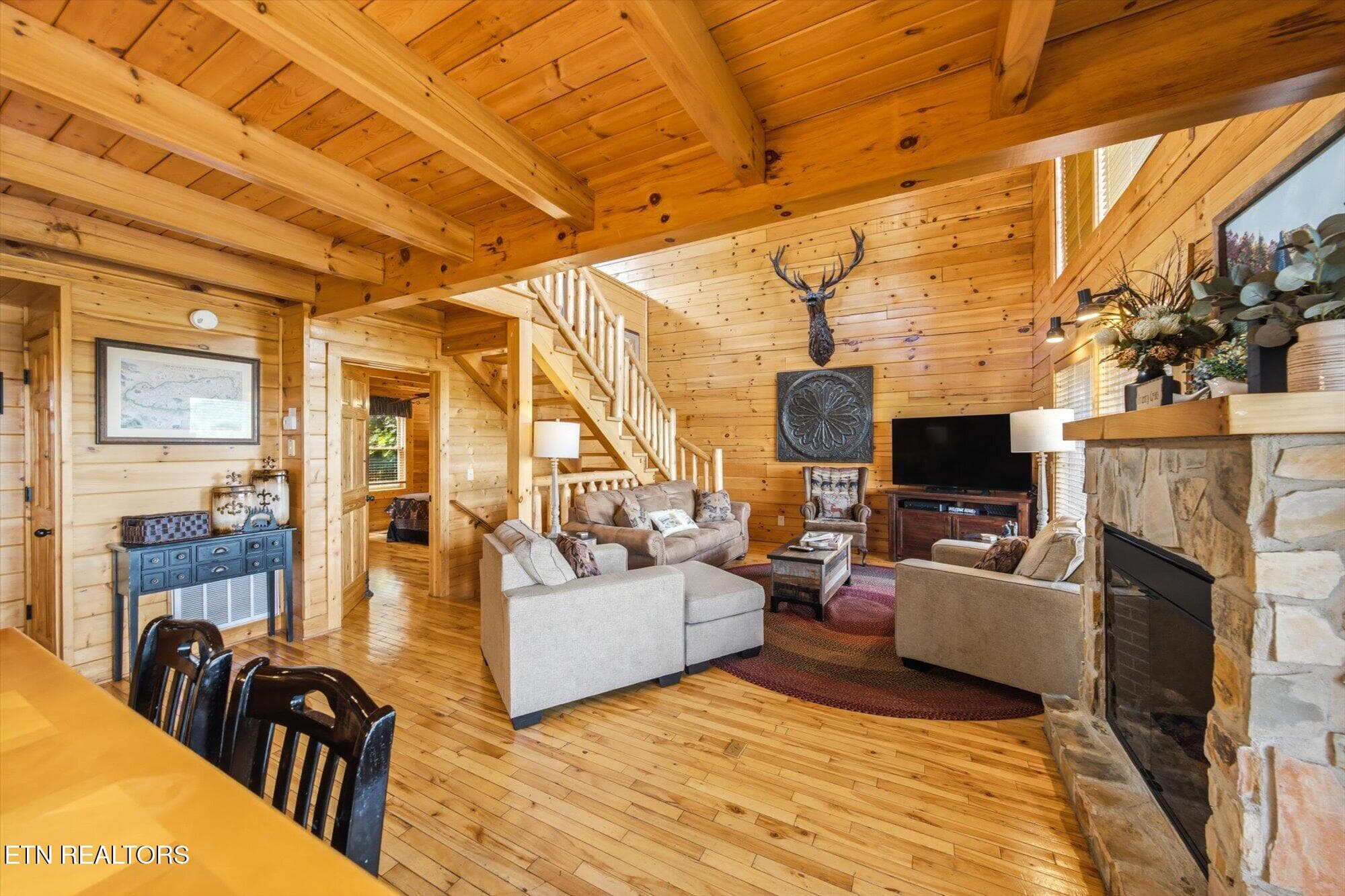 914 Black Bear Cub Way - 914 Black Bear Cub Way, Sevierville, TN 37862