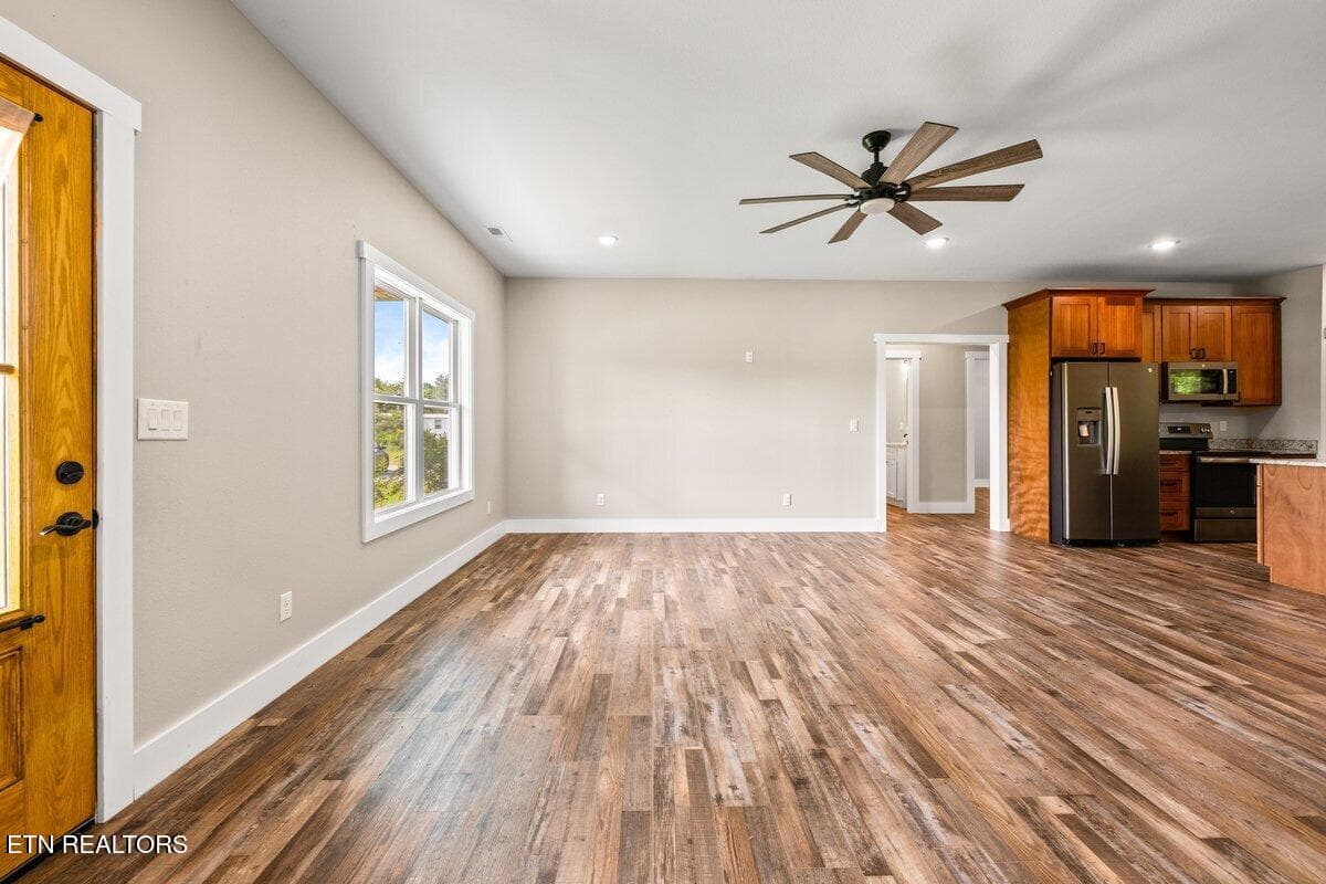 260 Hemlock Spgs Dr 20 - 260 Hemlock Springs Drive, Helenwood, TN 37755