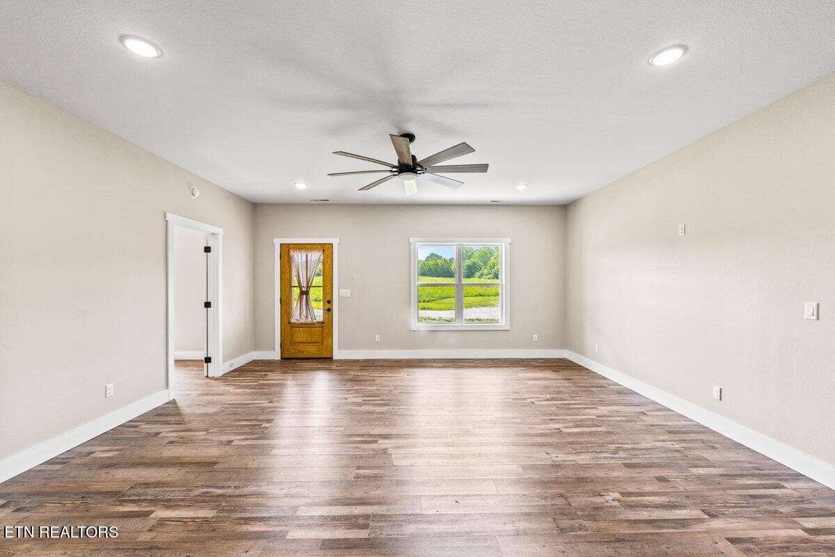 260 Hemlock Spgs Dr 19 - 260 Hemlock Springs Drive, Helenwood, TN 37755