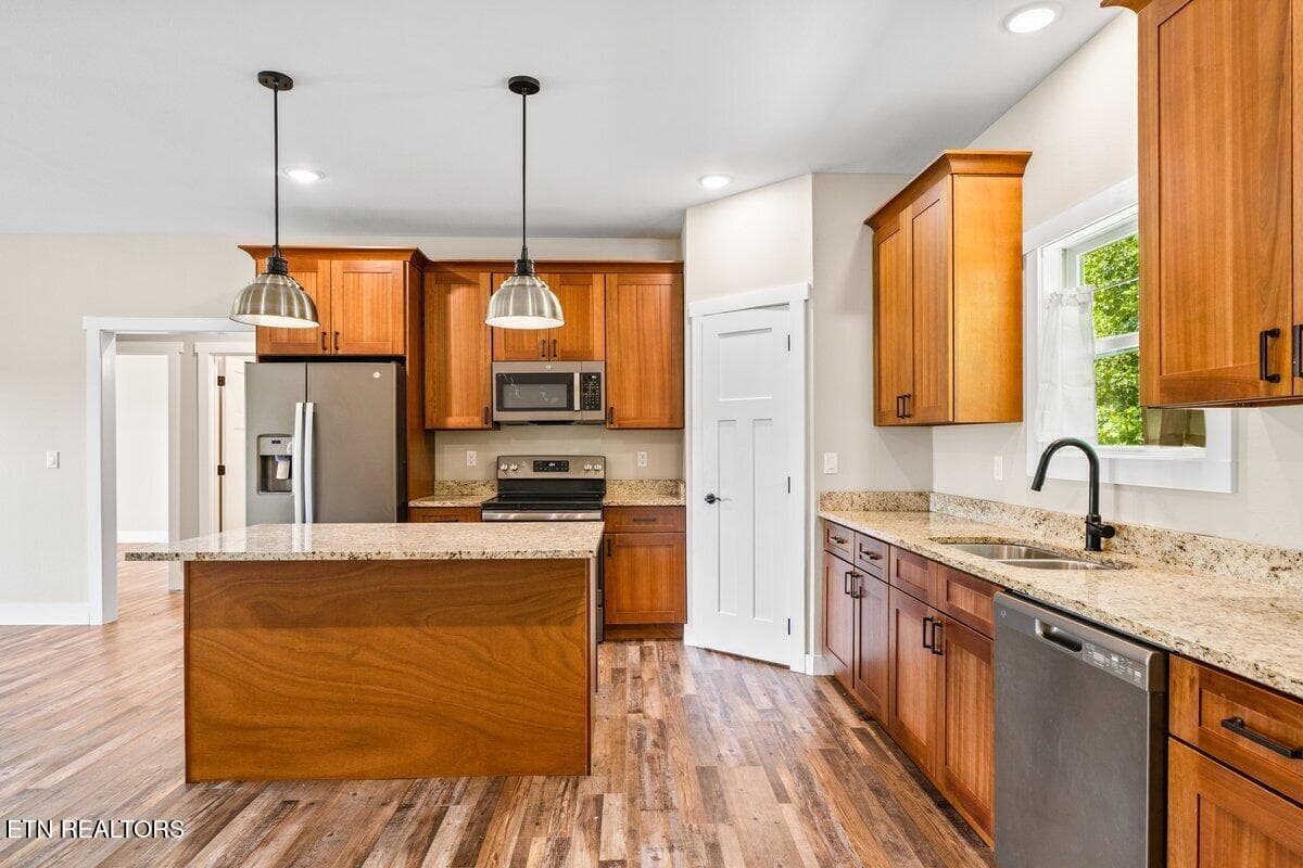 260 Hemlock Spgs Dr 16 - 260 Hemlock Springs Drive, Helenwood, TN 37755