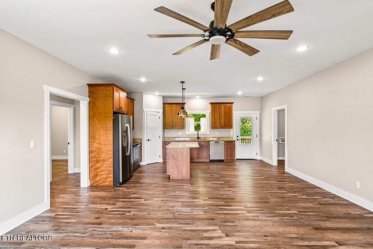 260 Hemlock Spgs Dr 13 - 260 Hemlock Springs Drive, Helenwood, TN 37755
