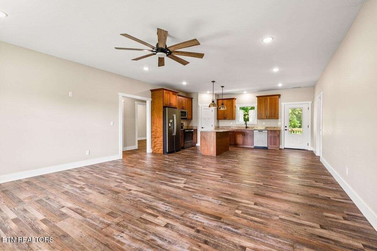 260 Hemlock Spgs Dr 12 - 260 Hemlock Springs Drive, Helenwood, TN 37755