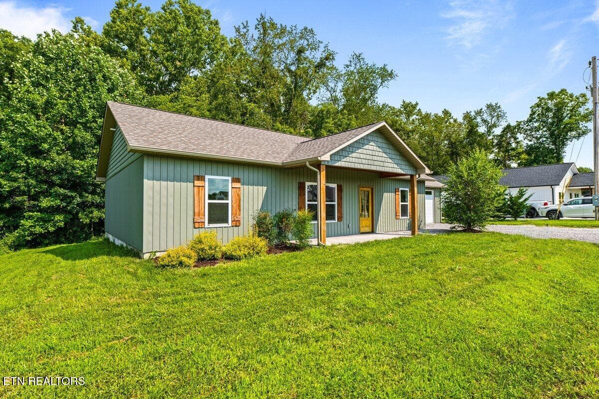 260 Hemlock Spgs Dr 2 - 260 Hemlock Springs Drive, Helenwood, TN 37755