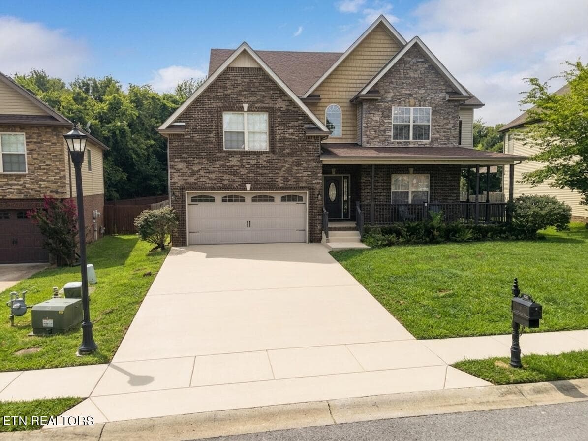 driveway 1 - 1181 Dygert Court, Clarksville, TN 37042, Clarksville