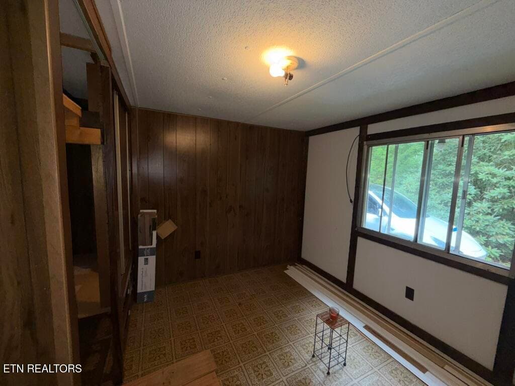89568F10-6625-4D96-90E5-BC317A33F08A_1_1 - 131 Williams Circle, Rockwood, TN 37854, Rockwood