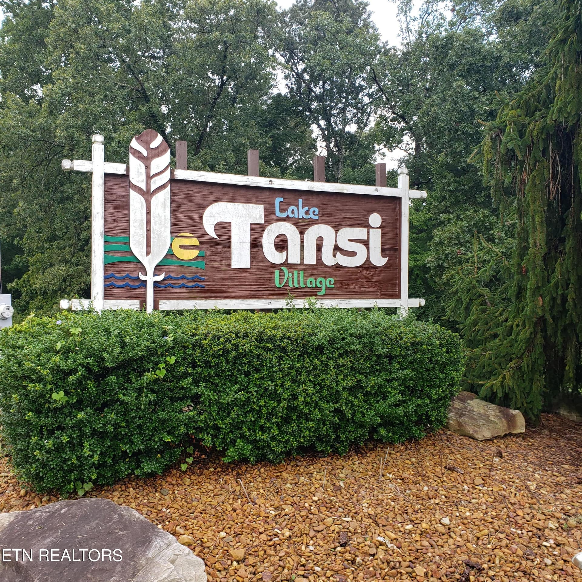 LAKE TANSI - 8661 Cherokee Tr, Crossville, TN 38572