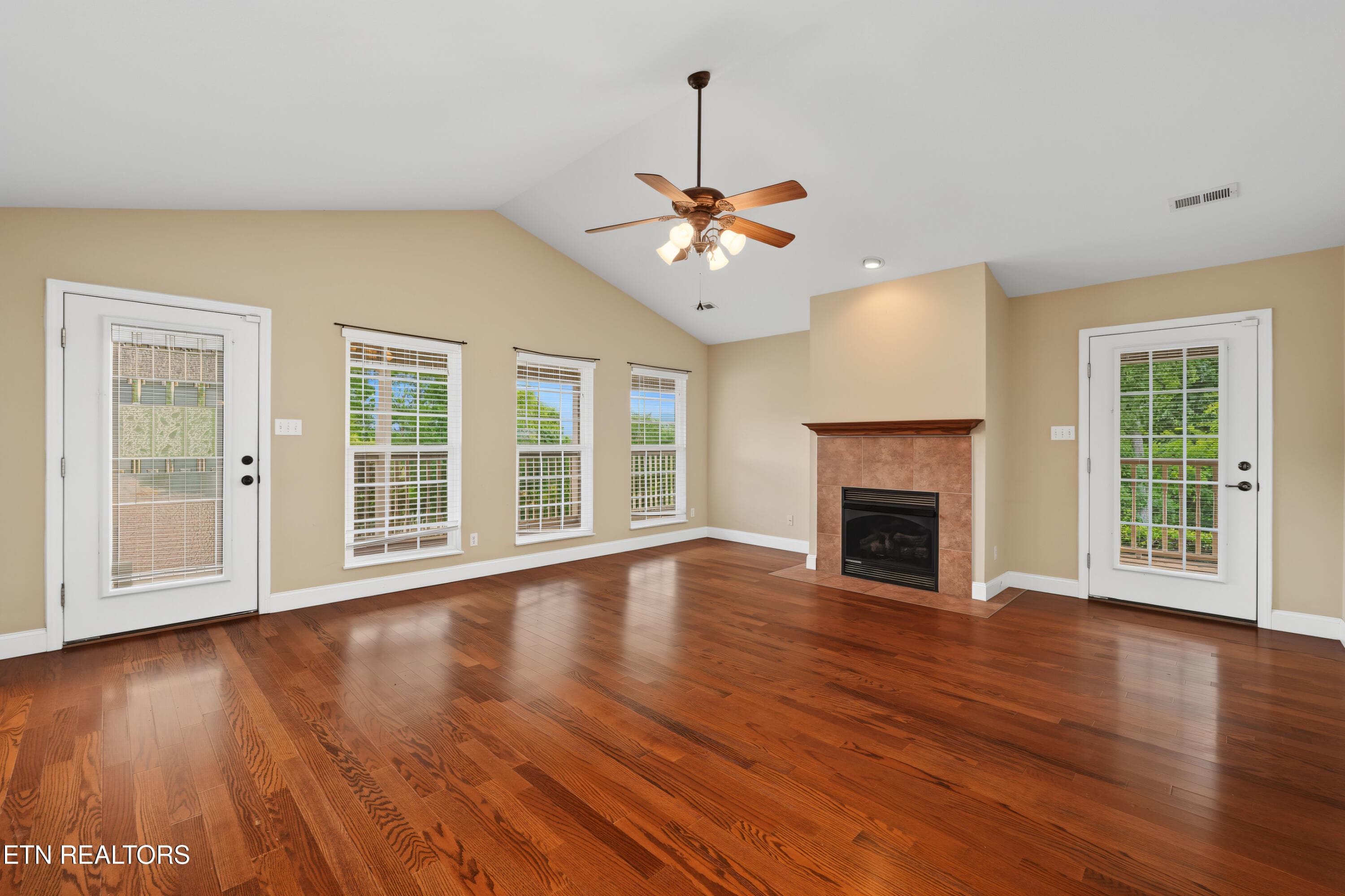 DSC03955-2 - 5844 Hutton Ridge Rd, Maryville, TN 37801, Maryville