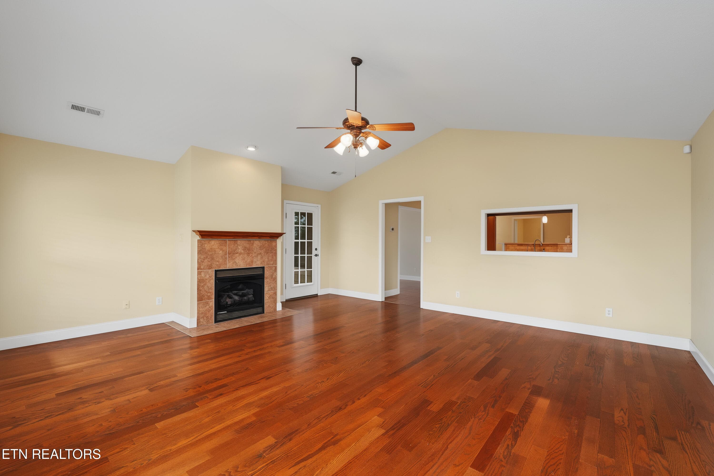 DSC03952-2 - 5844 Hutton Ridge Rd, Maryville, TN 37801, Maryville