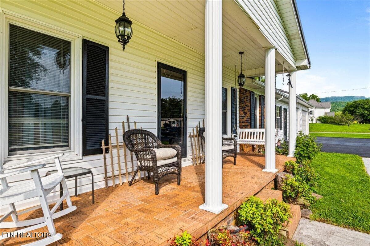 10-177 Thomas Rd - 177 Thomas Rd, Speedwell, TN 37870, Speedwell