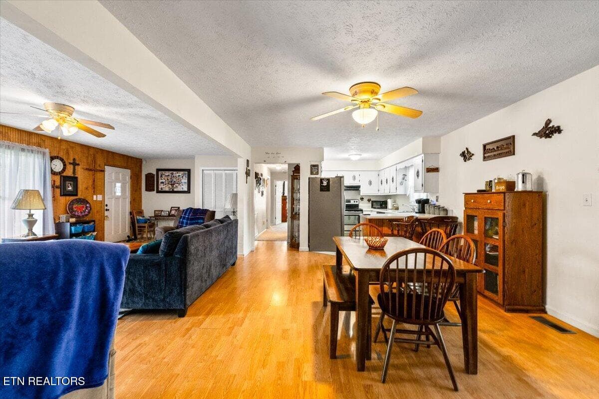 15-177 Thomas Rd - 177 Thomas Rd, Speedwell, TN 37870, Speedwell