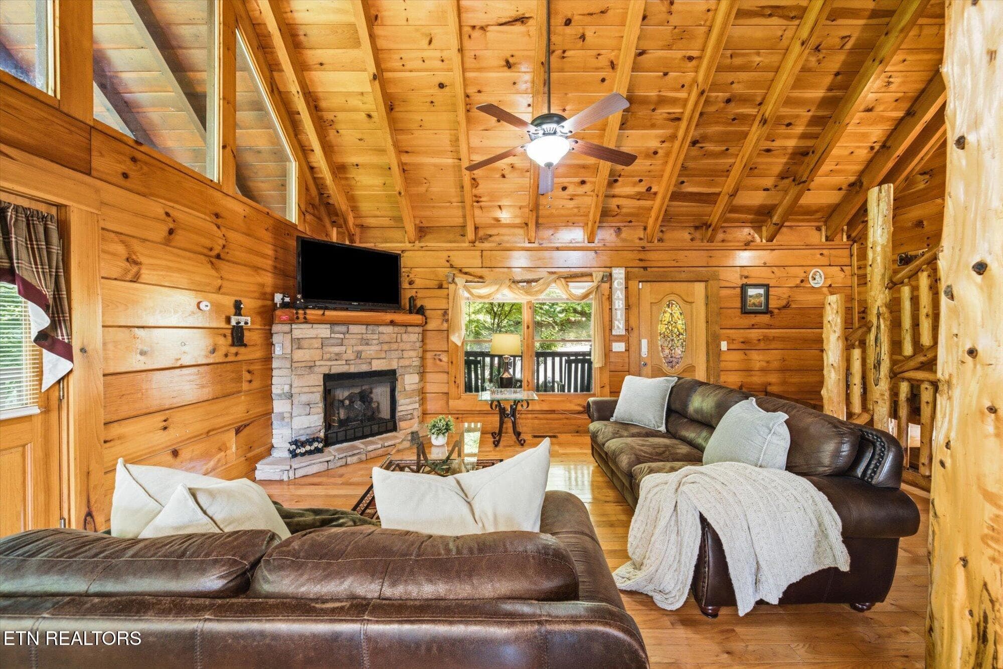 15 - 2606 Tree Tops Way, Pigeon Forge, TN 37863, Pigeon Forge