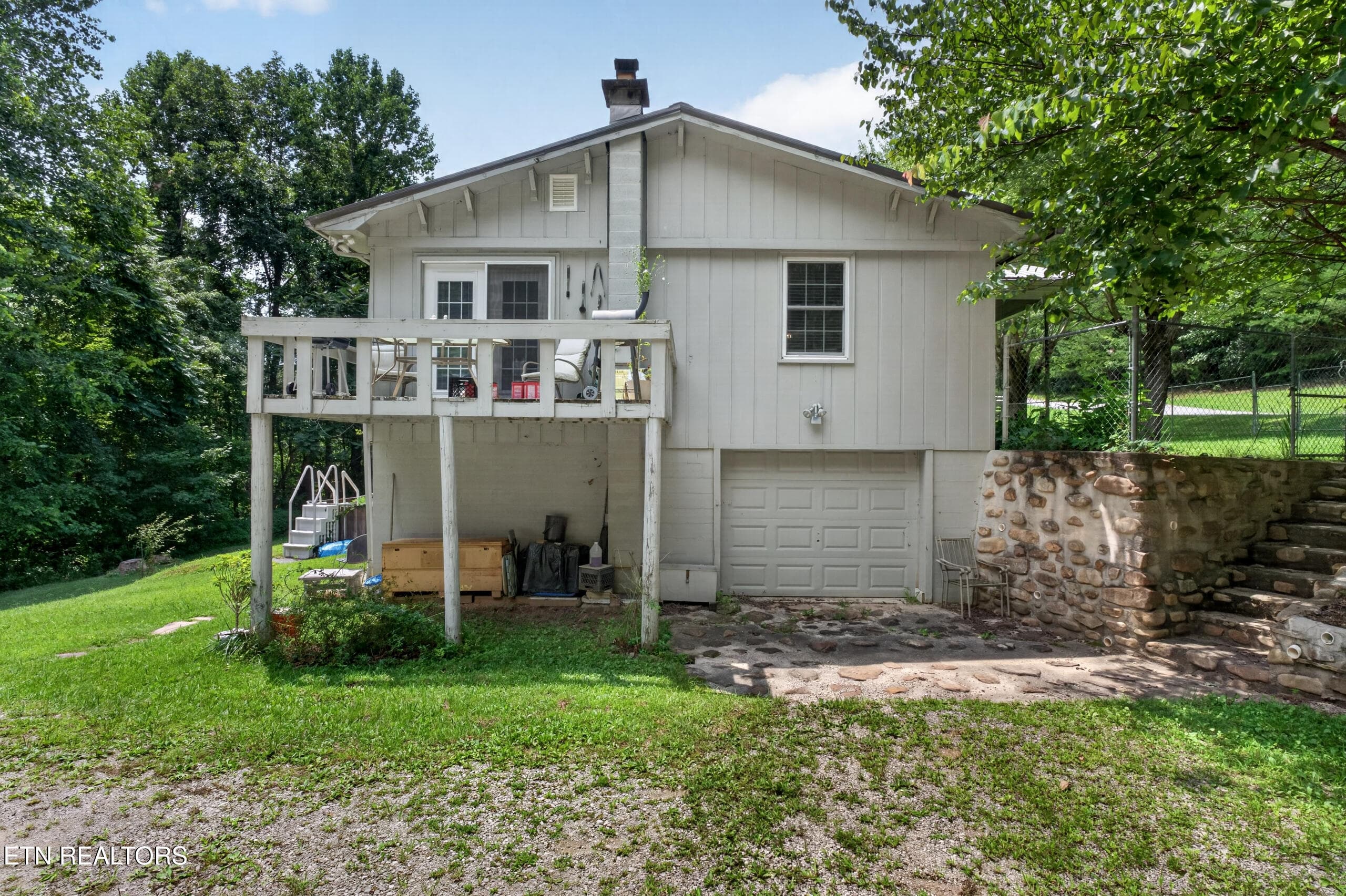 DSC07732 - 582 Spencer Drive, Spencer, TN 38585