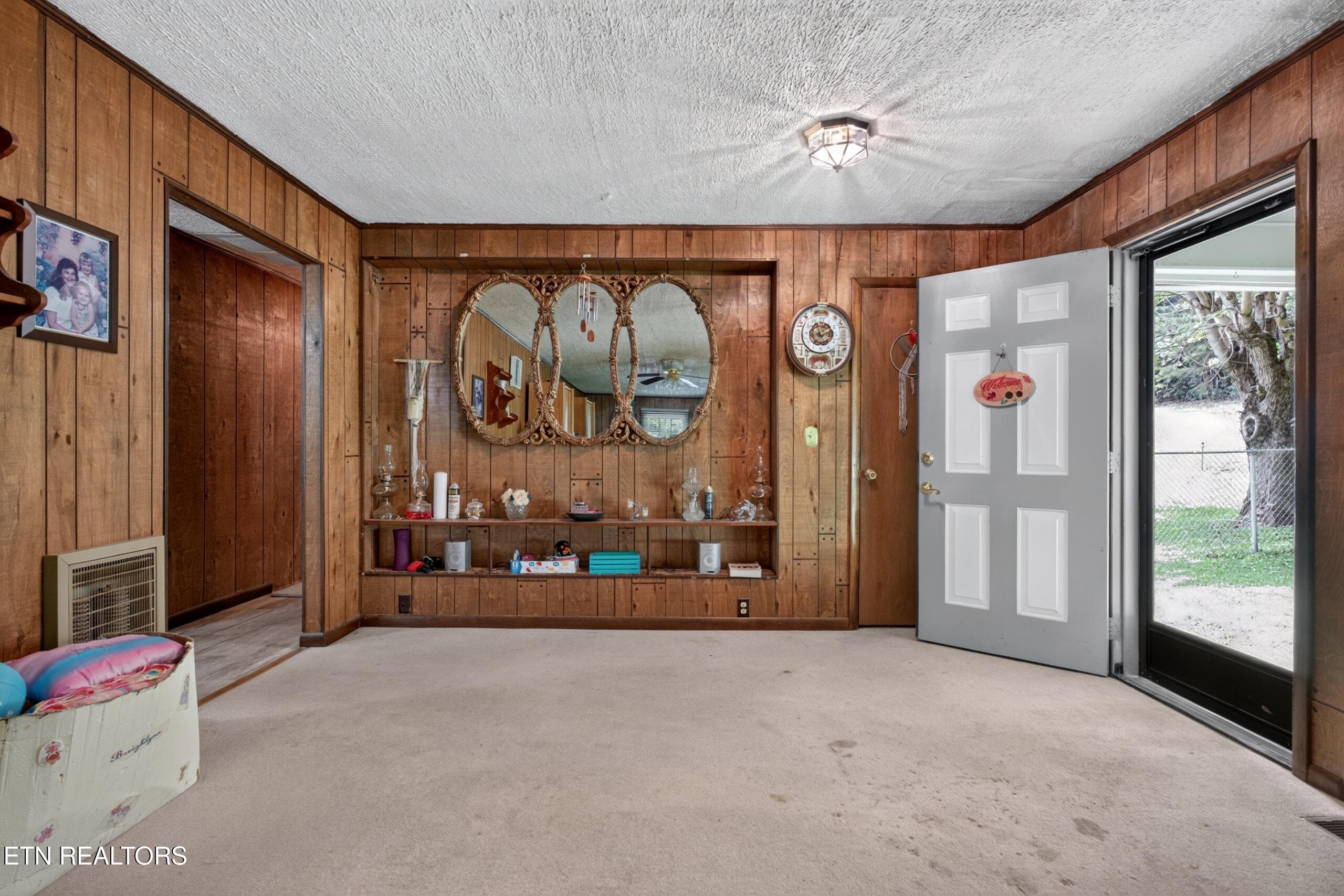 DSC07771 - 582 Spencer Drive, Spencer, TN 38585