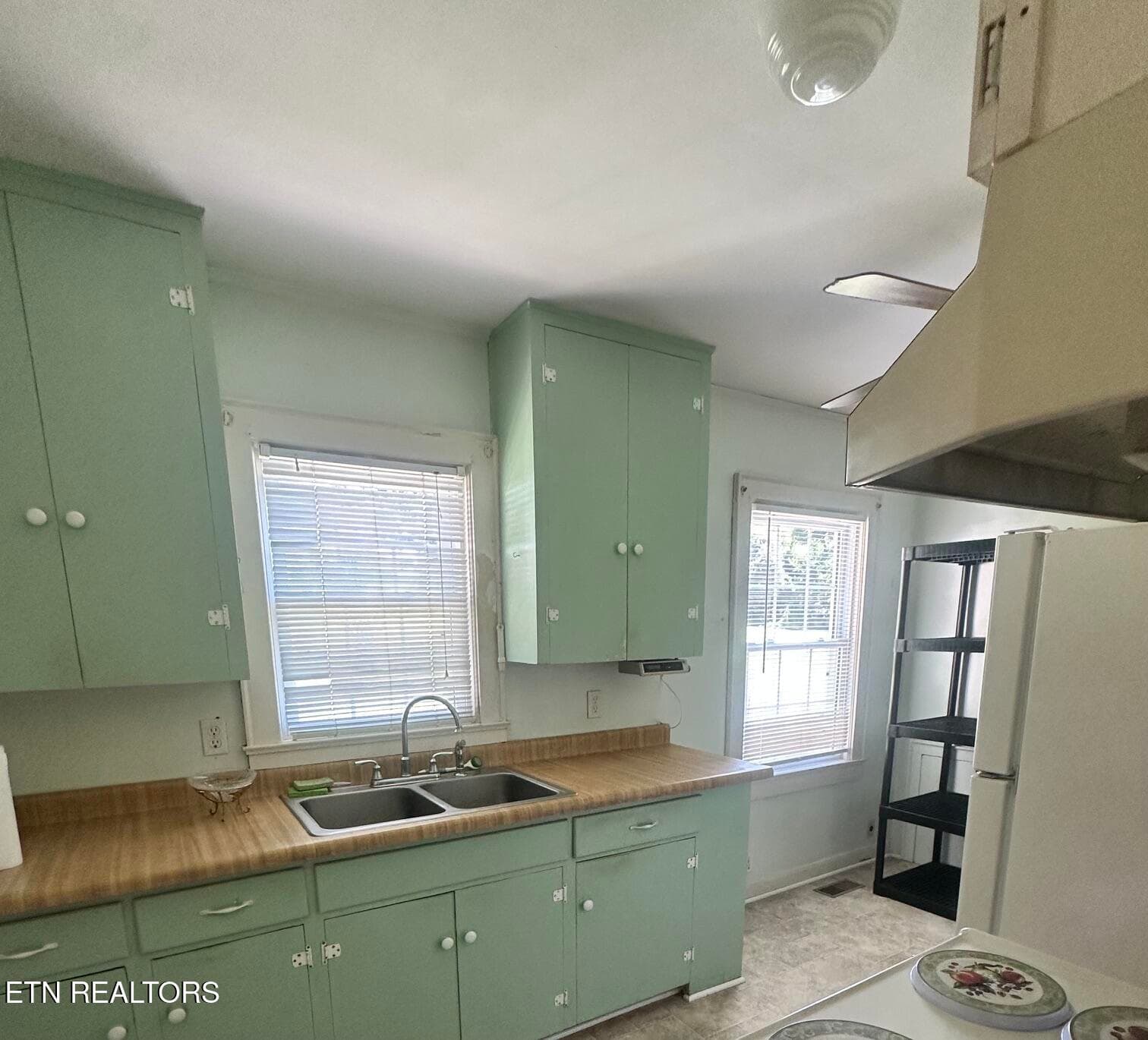 all 20 - 5406 Greencrest Rd, Knoxville, TN 37918, Knoxville