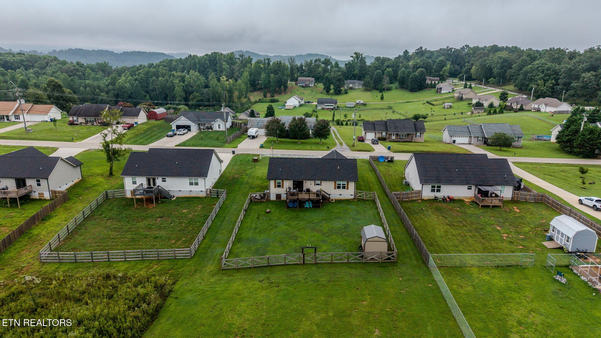 4-web-or-mls-6231-lanier-rd - 6231 Lanier Rd, Maryville, TN 37801