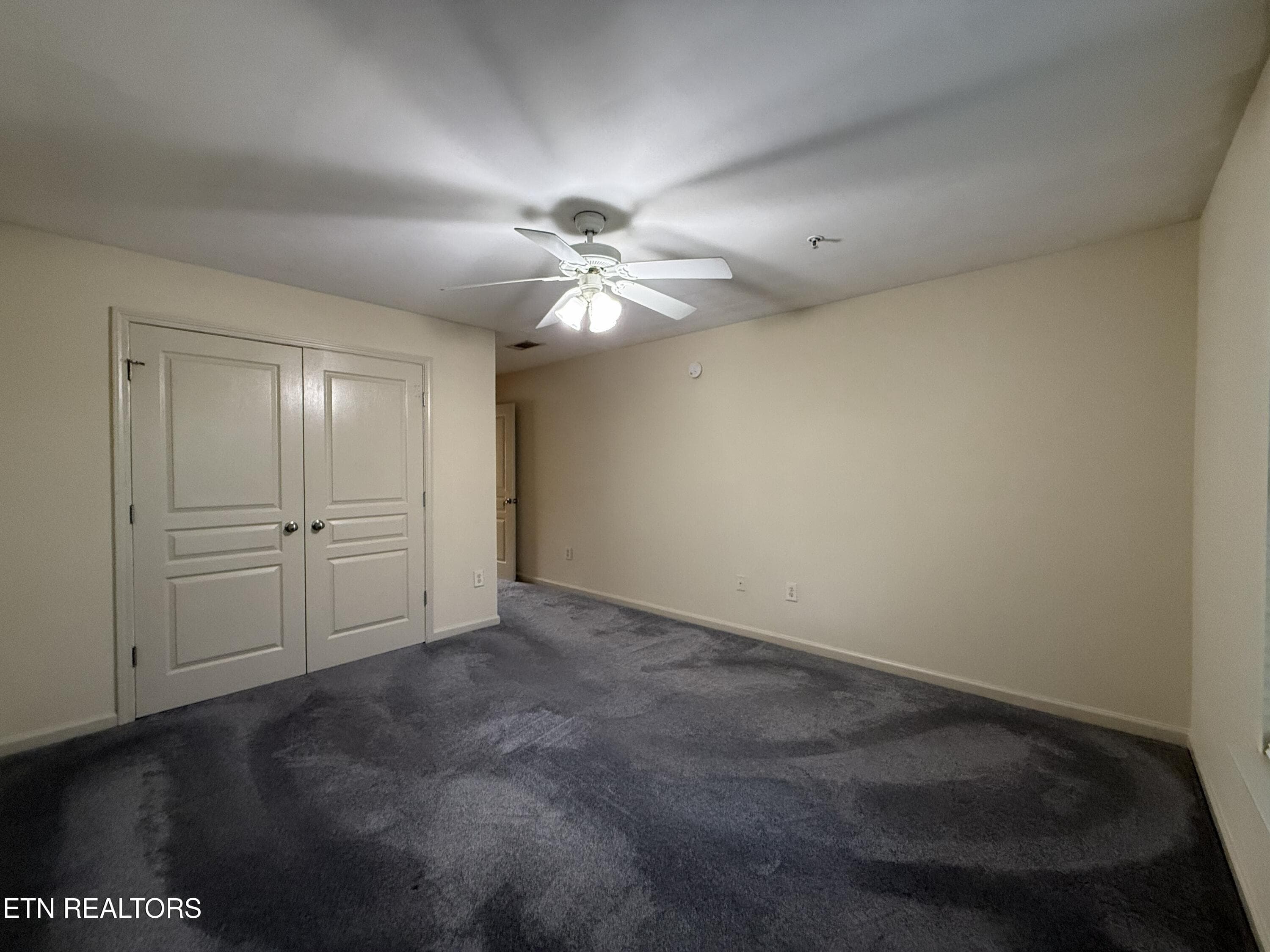 Bed B2 - 3831 Cherokee Woods Way 102, Knoxville, TN 37920, Knoxville