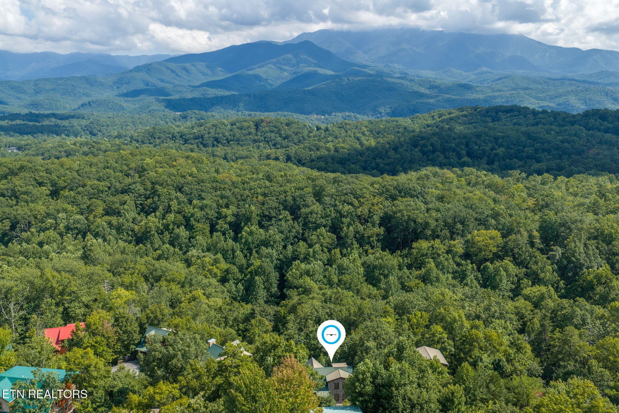 homesandvideos 826-297m - 2053 Settlers Ridge Way, Gatlinburg, TN 37738, Gatlinburg