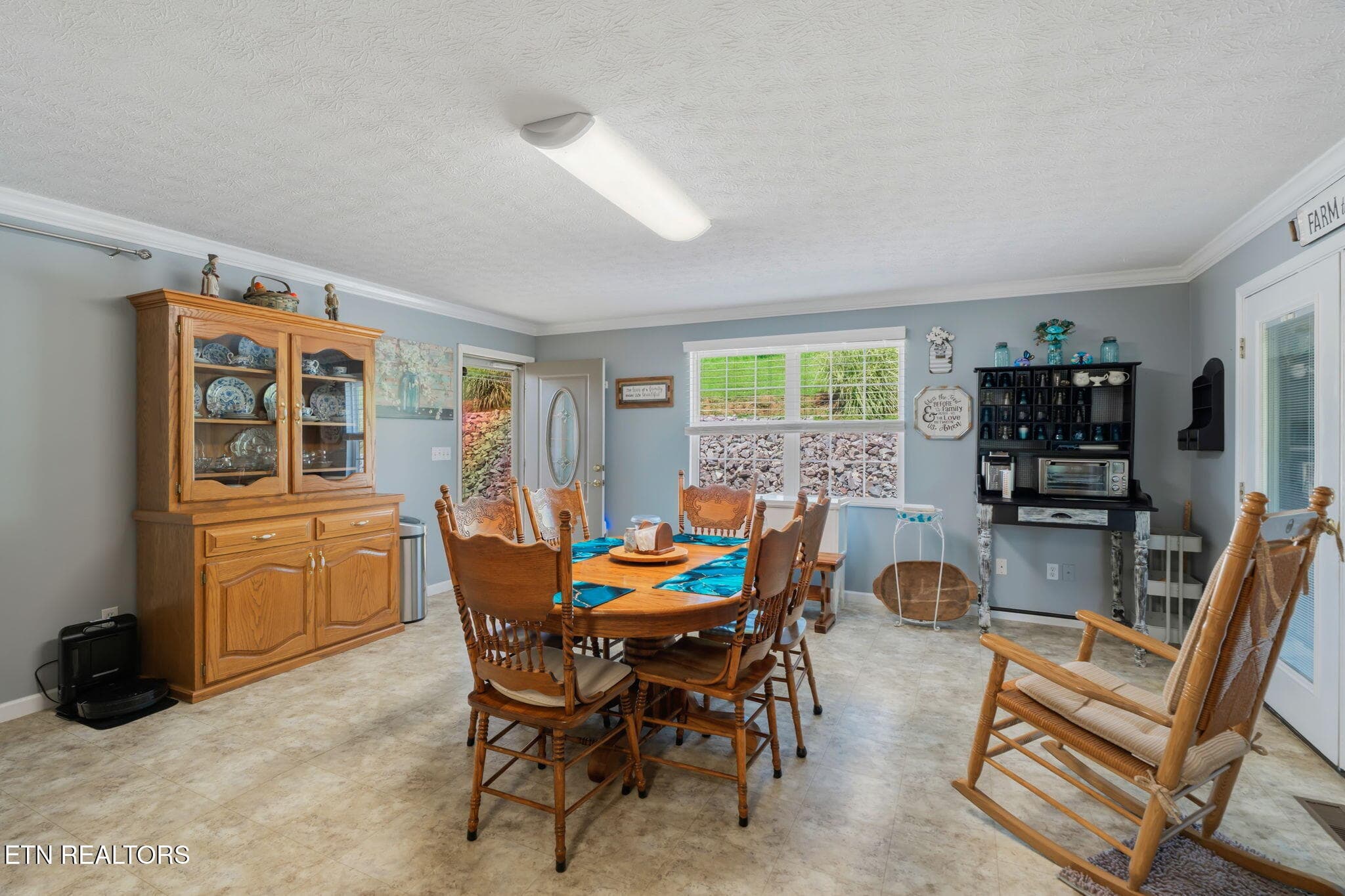 10-web-or-mls-3091 Dutch Valley Road-2 - 3091 Dutch Valley Rd, Washburn, TN 37888, Washburn
