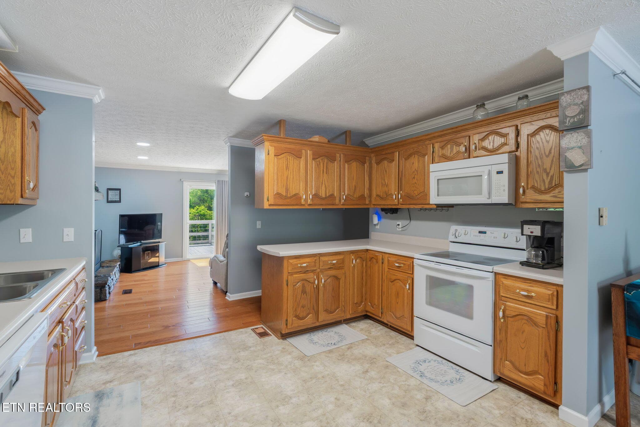 12-web-or-mls-3091 Dutch Valley Road-4 - 3091 Dutch Valley Rd, Washburn, TN 37888, Washburn