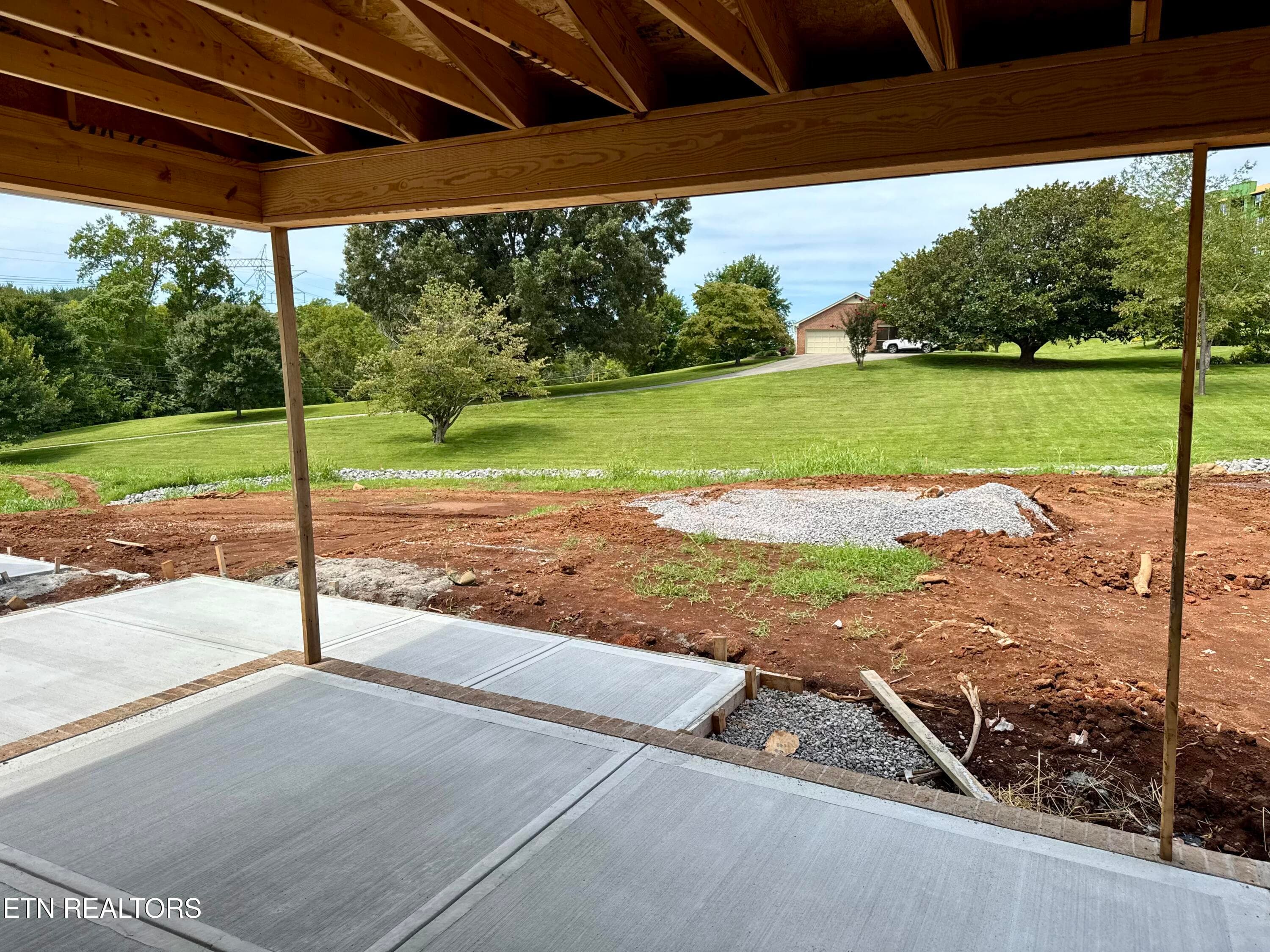 Covered Patio - 8861 Dancing Bear Lane, Knoxville, TN 37923, Knoxville