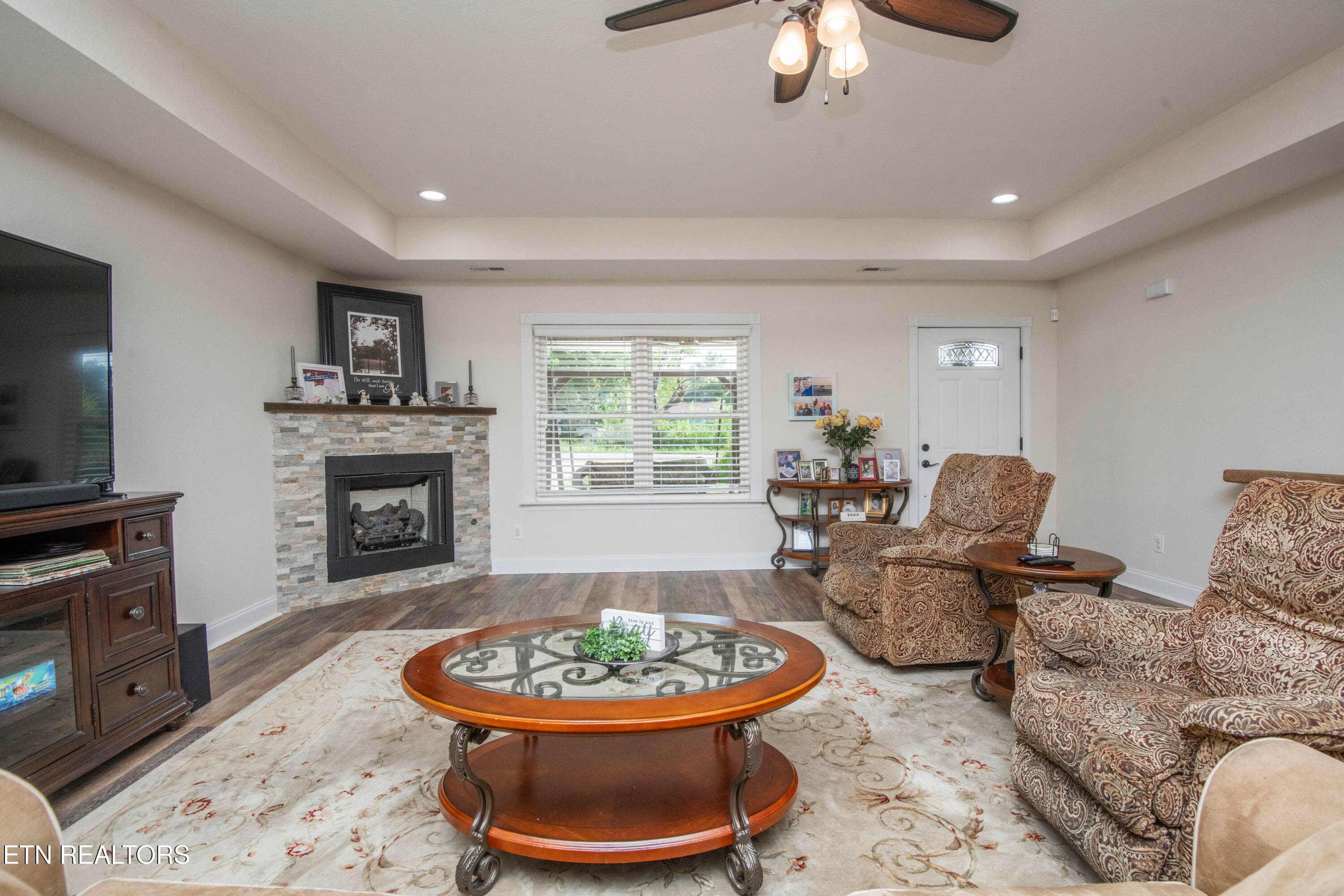 living 4 - 1125 Walker Rd, Maryville, TN 37801