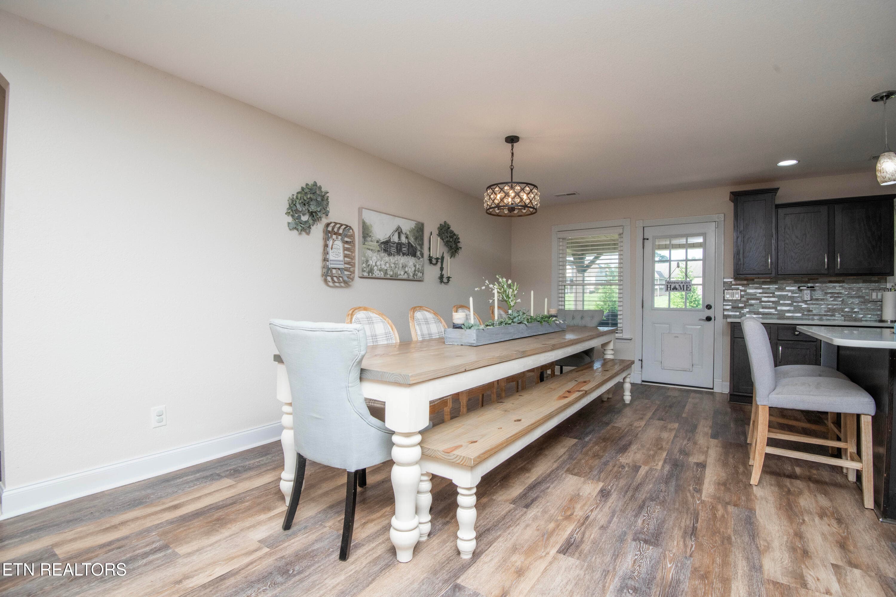 dining 2 - 1125 Walker Rd, Maryville, TN 37801