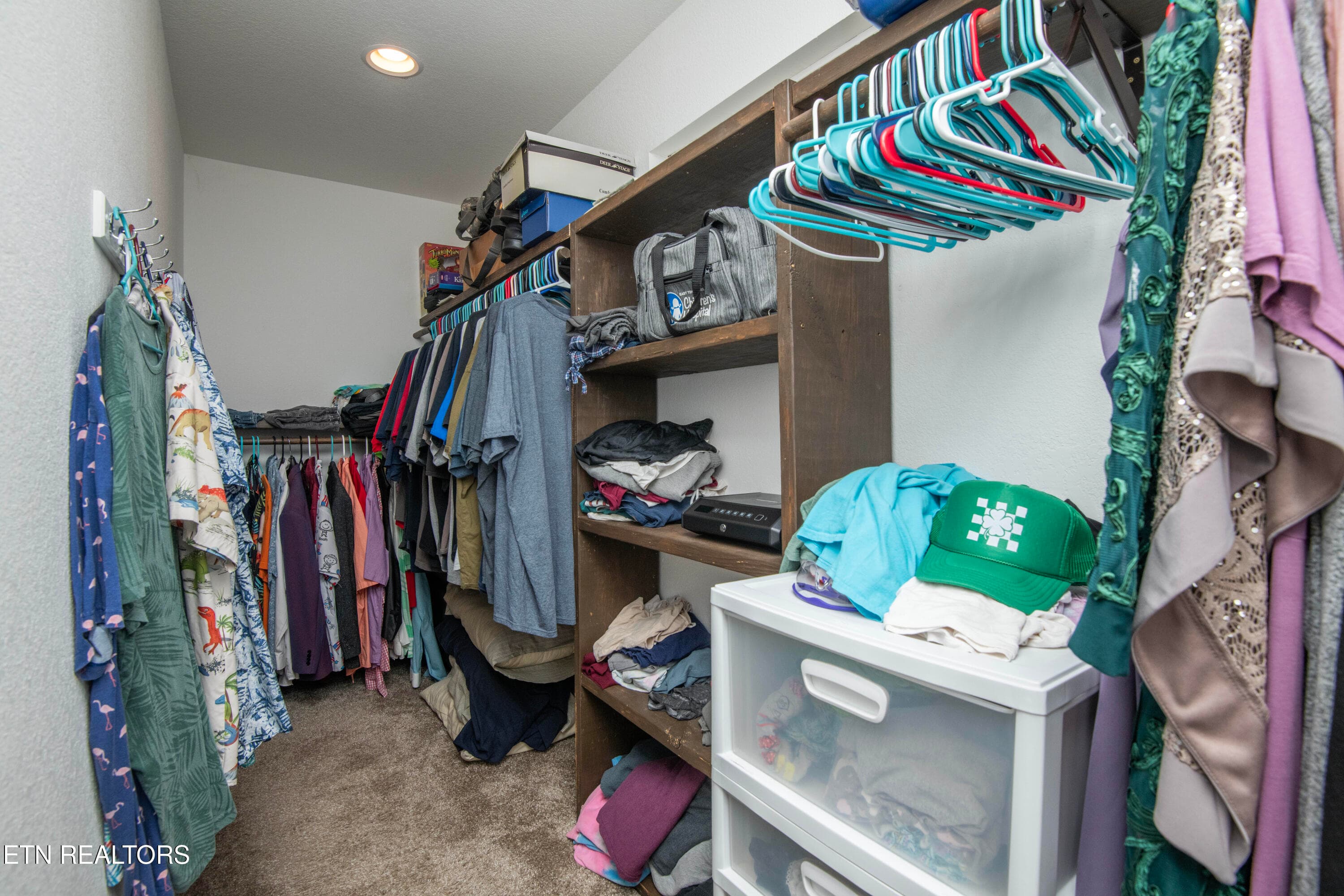 closet - 1125 Walker Rd, Maryville, TN 37801
