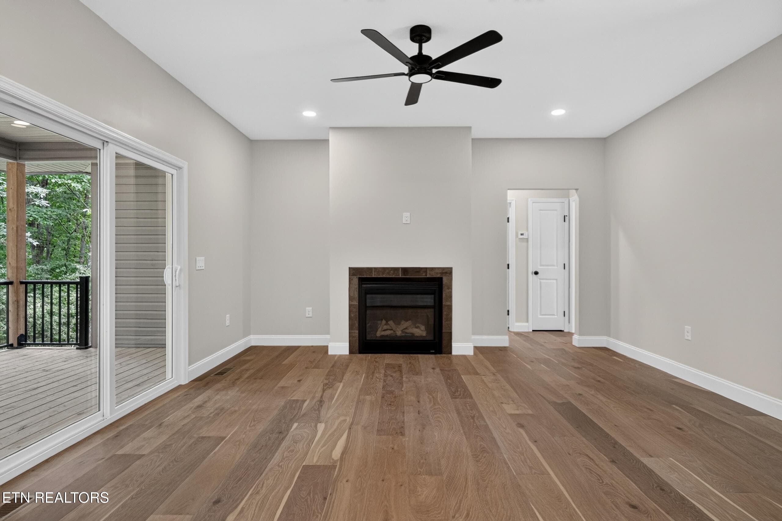 011_BLP07516 - 104 Liverpool Circle, Crossville, TN 38558