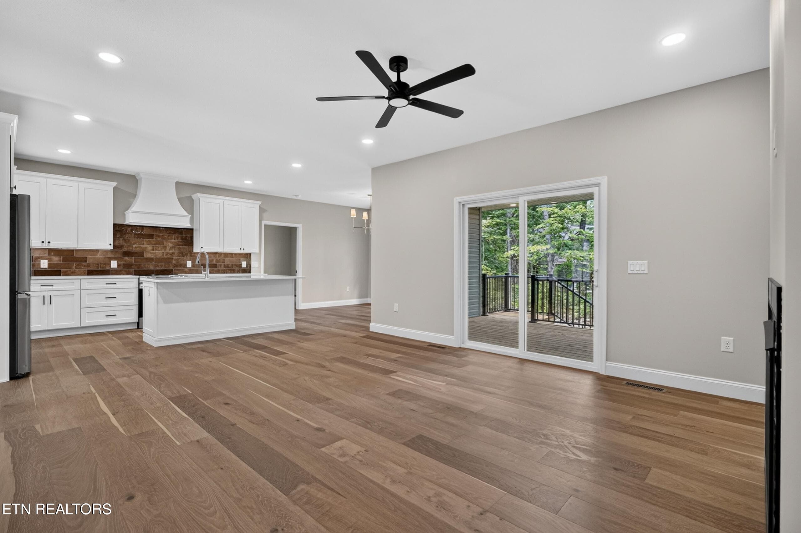 012_BLP07520 - 104 Liverpool Circle, Crossville, TN 38558
