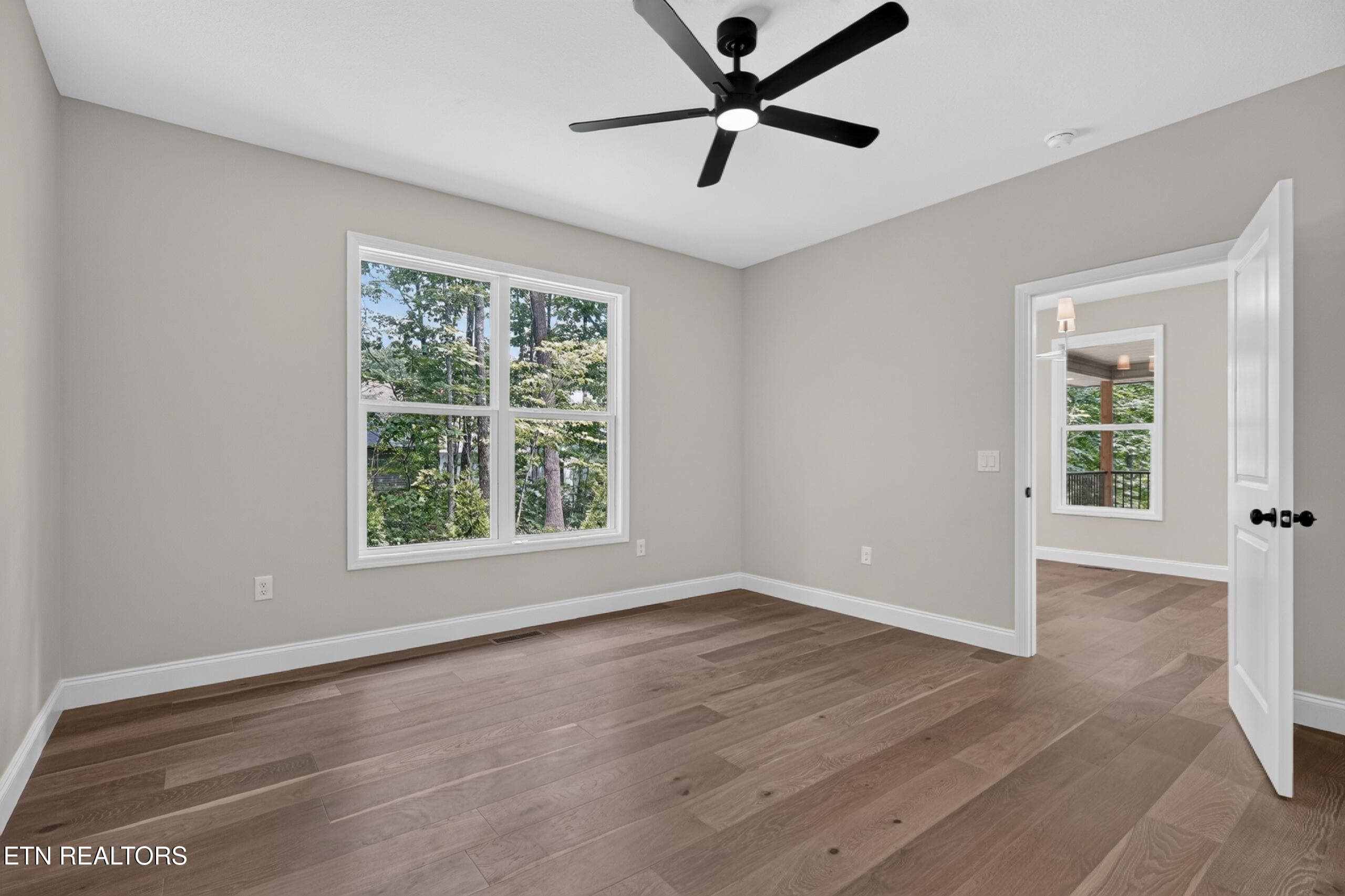 Main Bedroom - 104 Liverpool Circle, Crossville, TN 38558