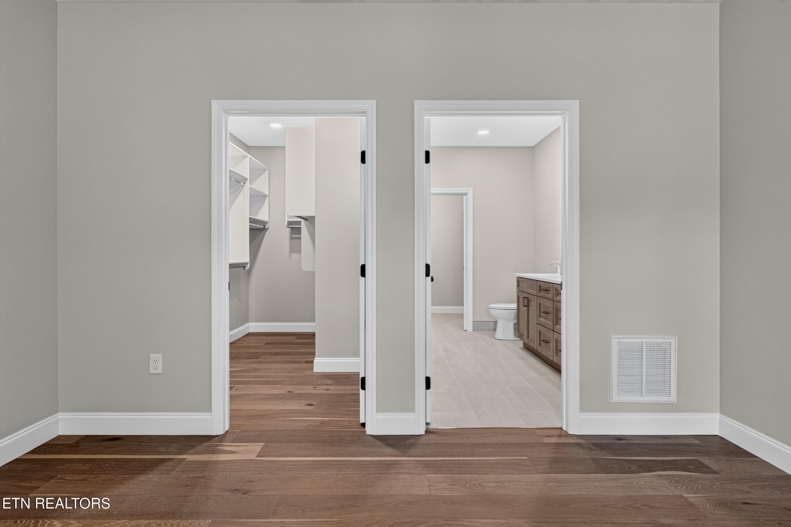 Main Bedroom - 104 Liverpool Circle, Crossville, TN 38558