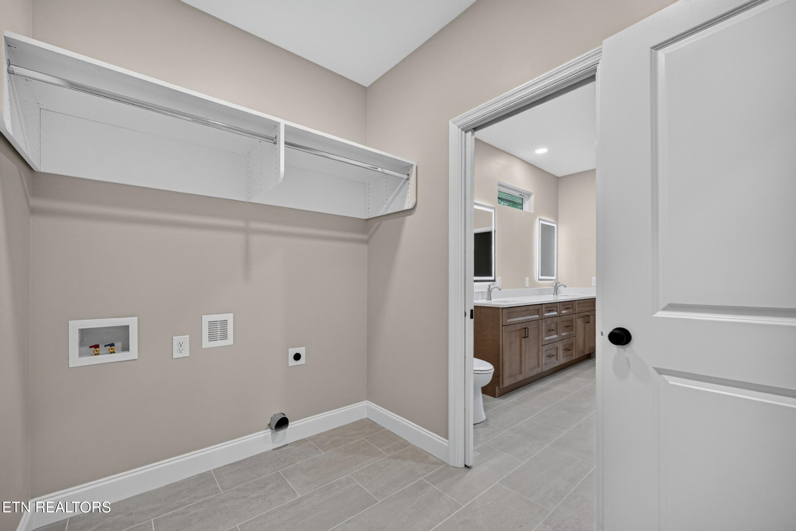 Laundry - 104 Liverpool Circle, Crossville, TN 38558