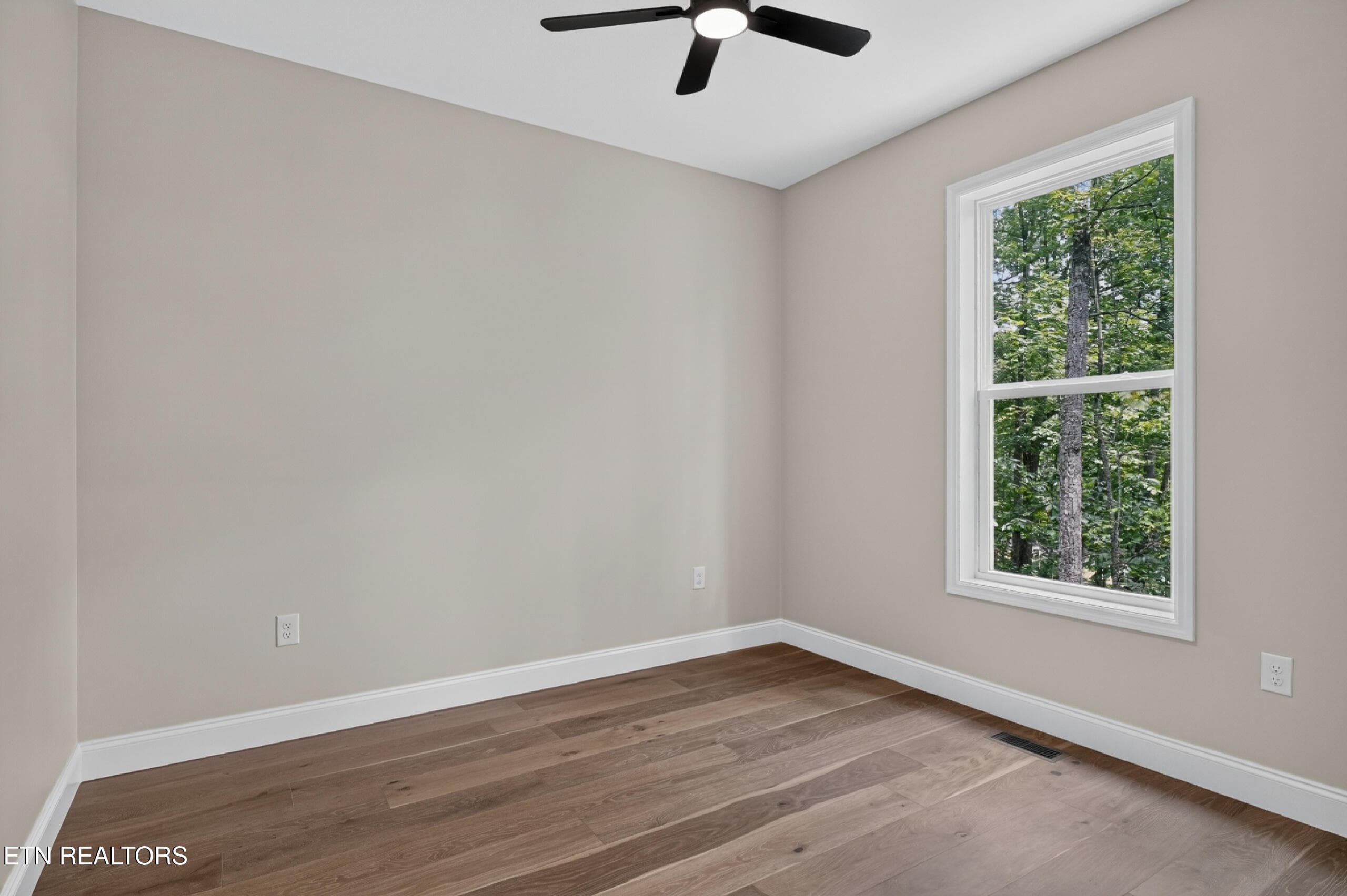 Guest 2 - 104 Liverpool Circle, Crossville, TN 38558