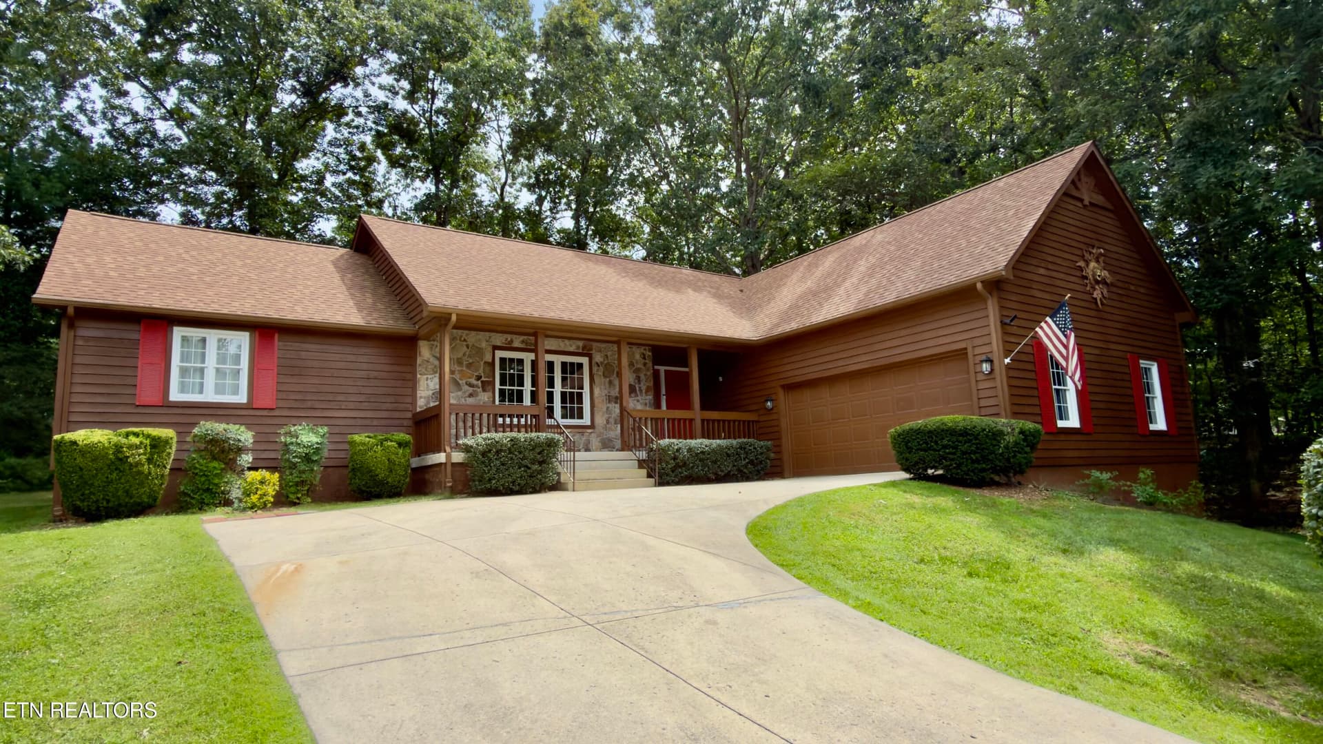 Come View this Great Home! - 25 Amesbury Court, Crossville, TN 38558