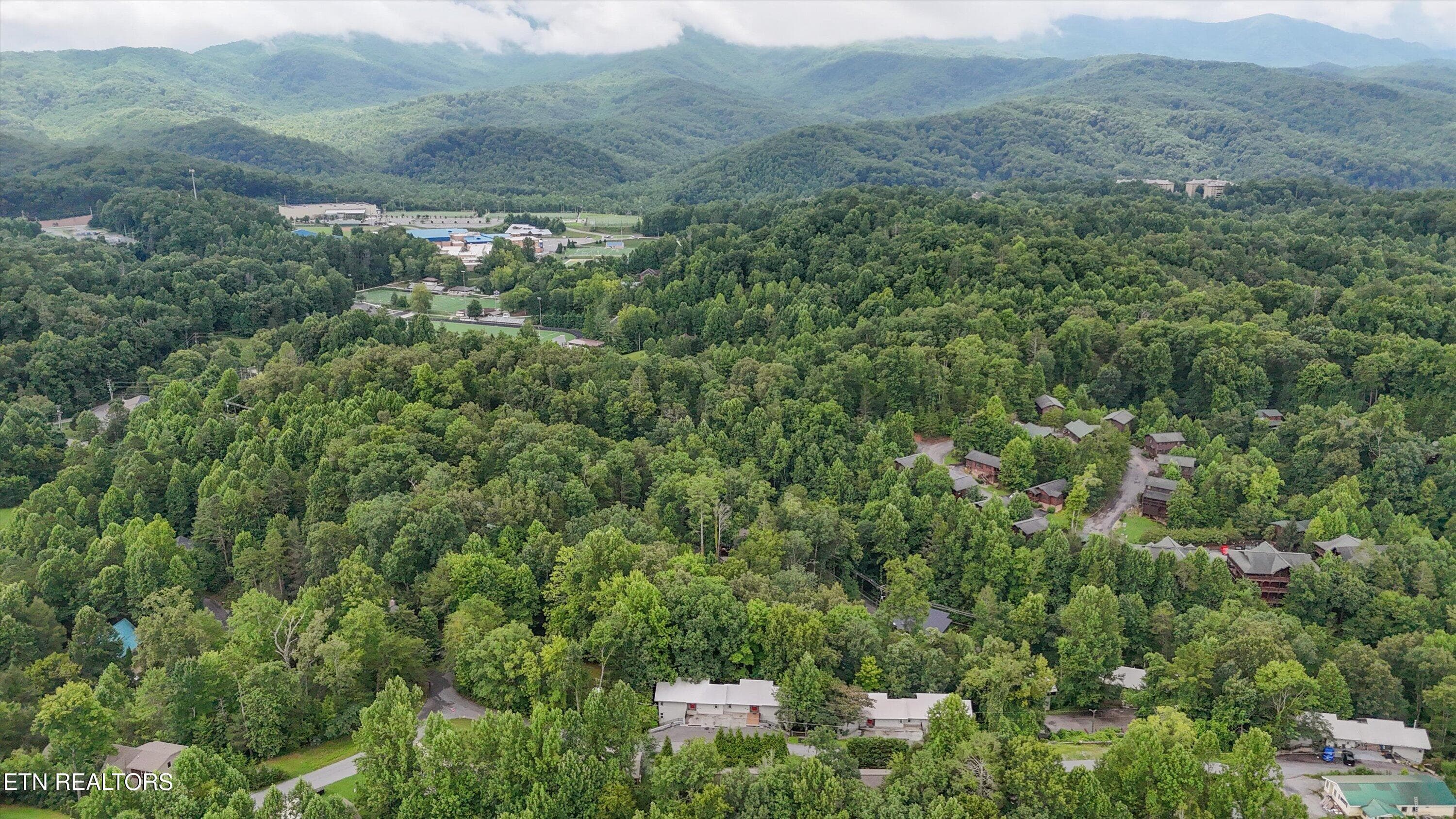 09-520 Proffitt Rd08 - 537 Johnson Lane 2, Gatlinburg, TN 37738, Gatlinburg