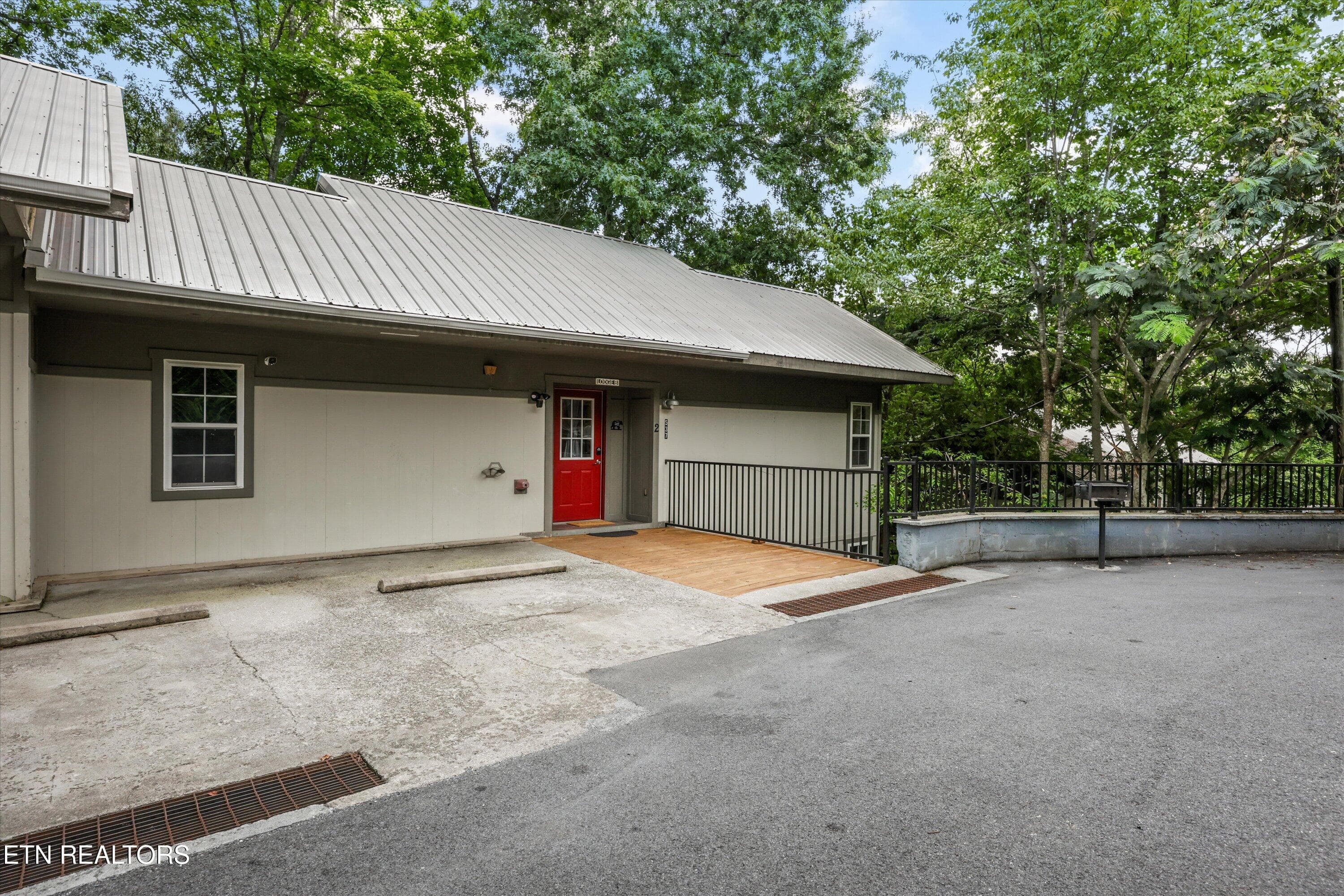 03-537 Johnson Ln unit 2 22 - 537 Johnson Lane 2, Gatlinburg, TN 37738, Gatlinburg